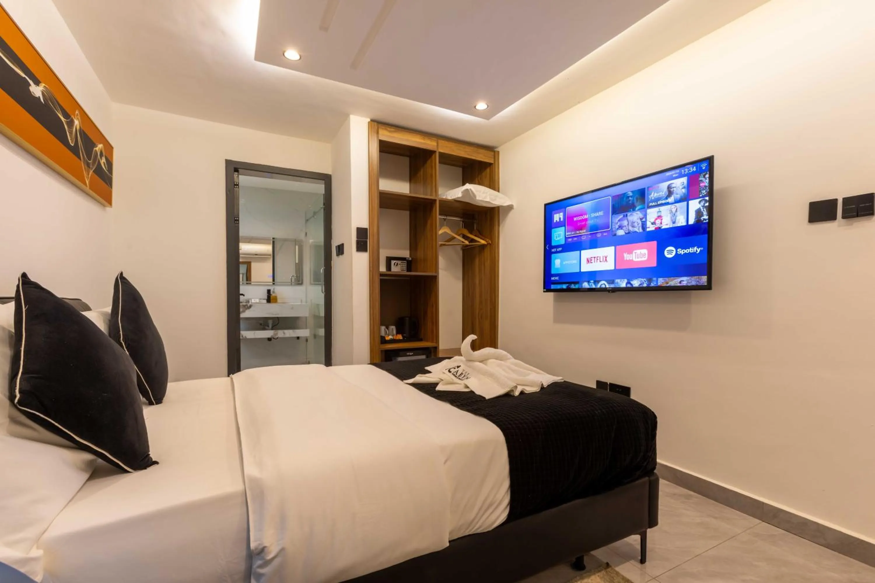 Bed in The Cabyn Boutique Hotel