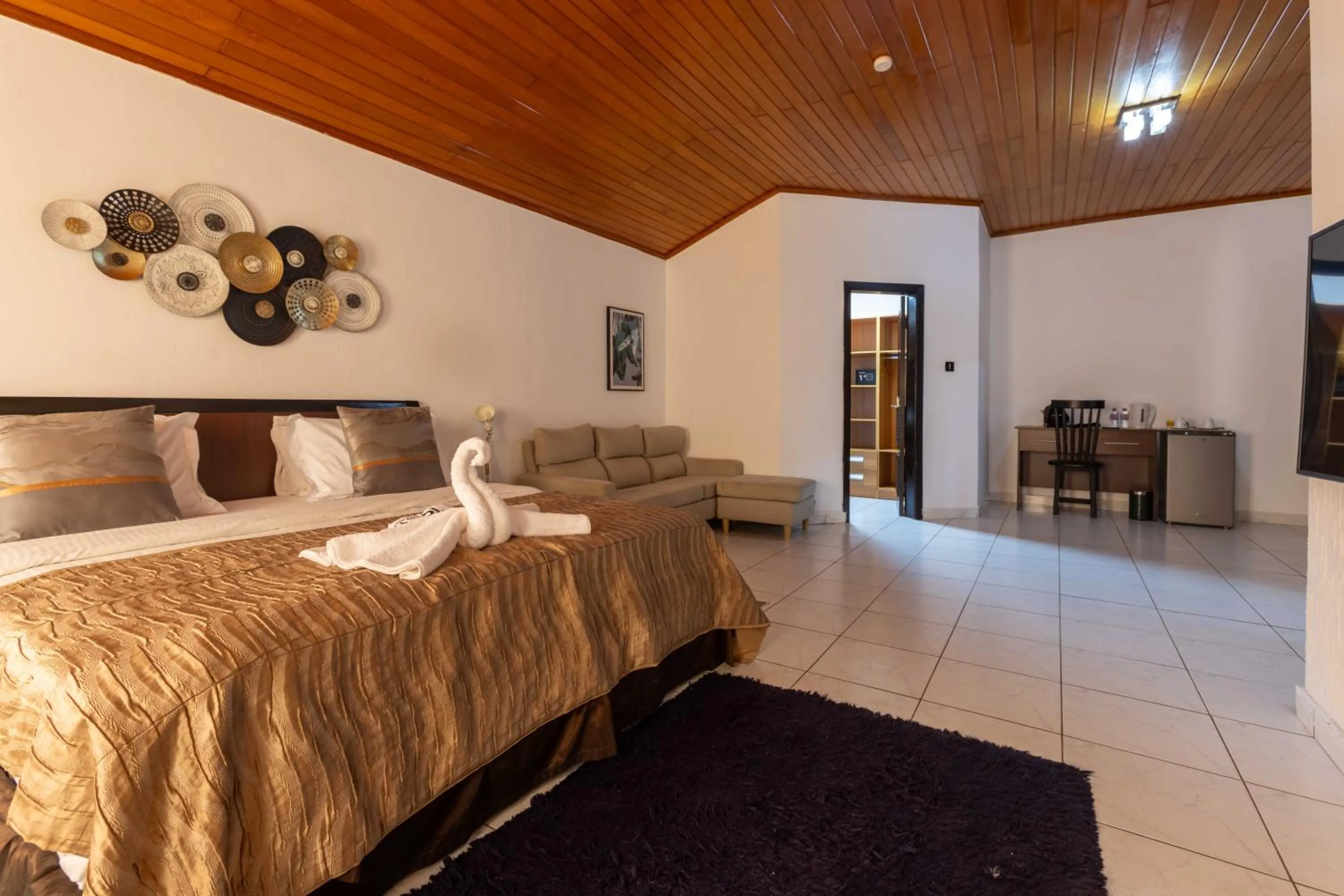 Bed in The Cabyn Boutique Hotel