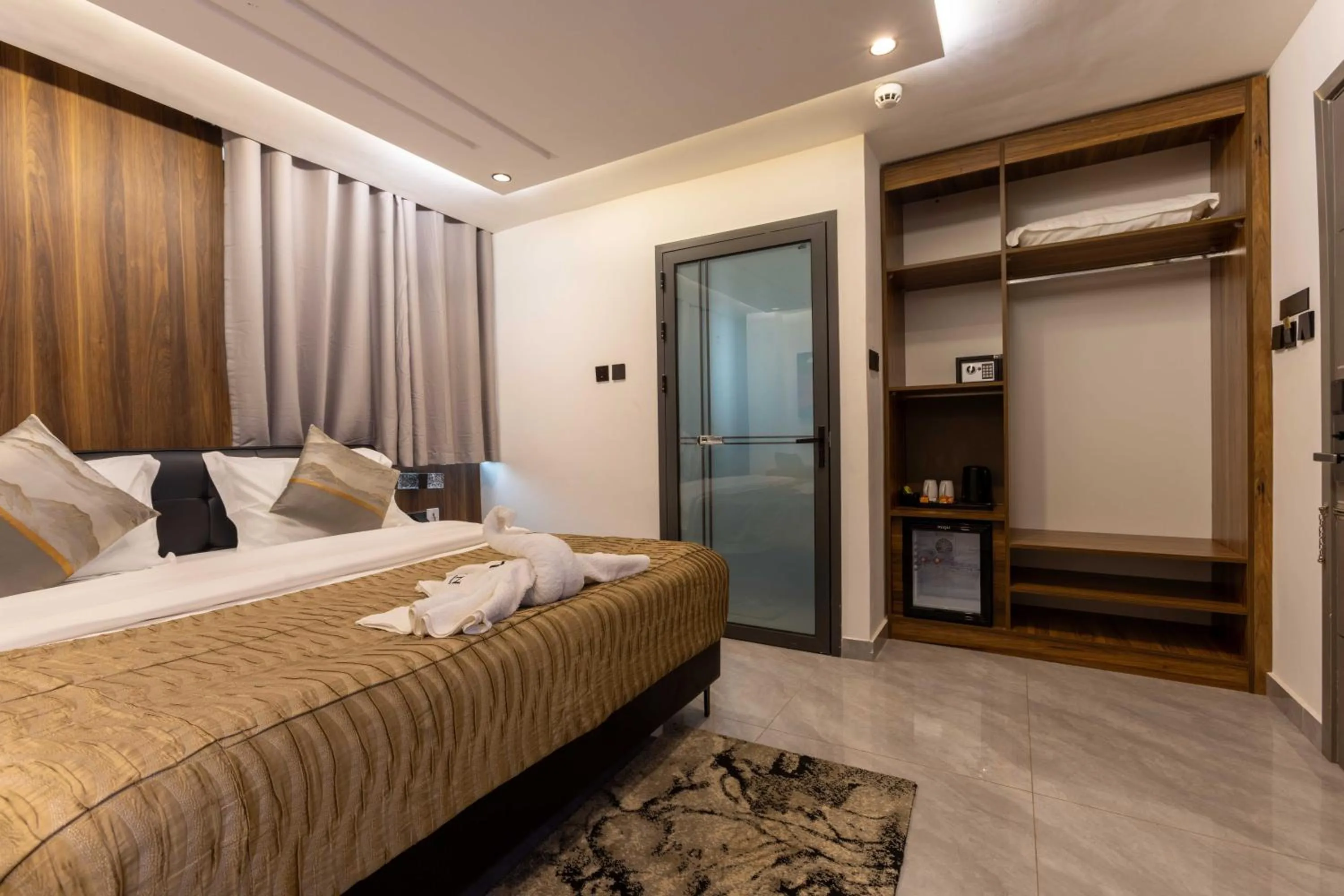 Bed in The Cabyn Boutique Hotel