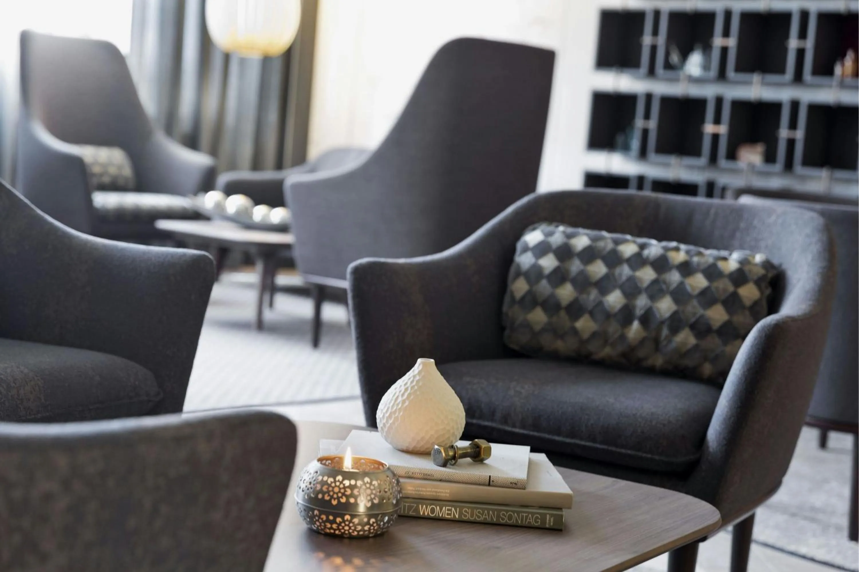 Living room in Renaissance Vienna Schönbrunn Hotel