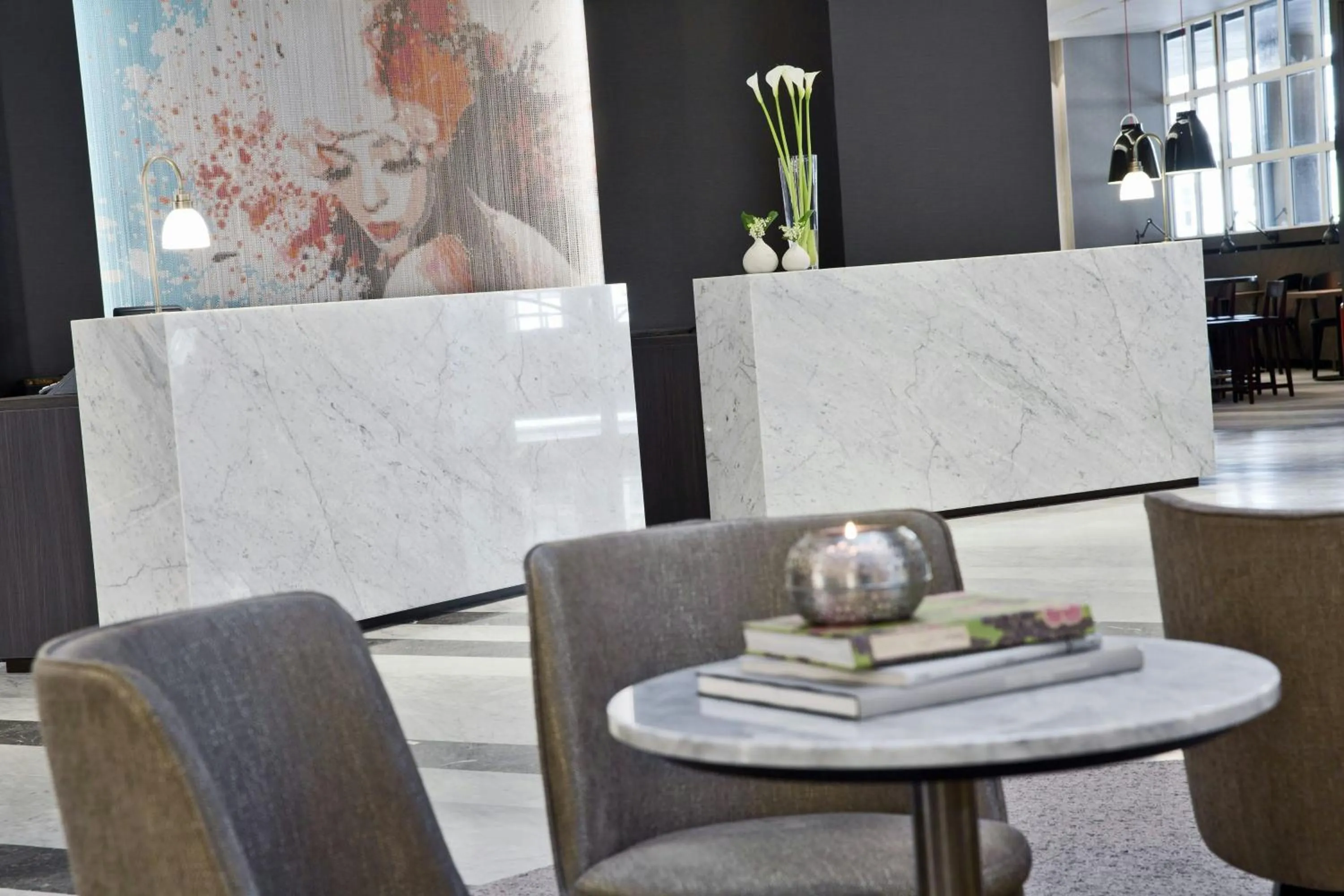 Lobby or reception in Renaissance Vienna Schönbrunn Hotel