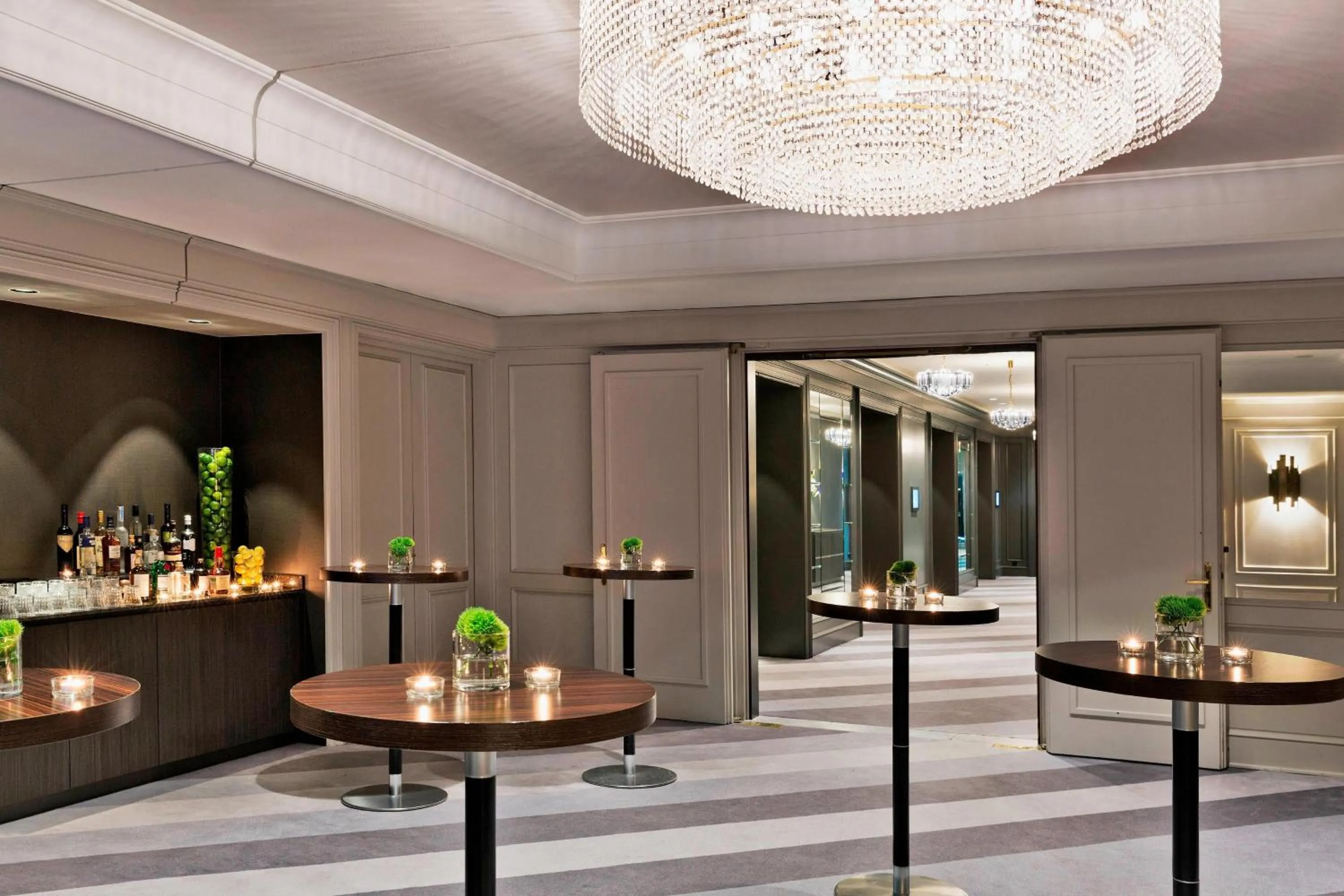 Meeting/conference room in Renaissance Vienna Schönbrunn Hotel