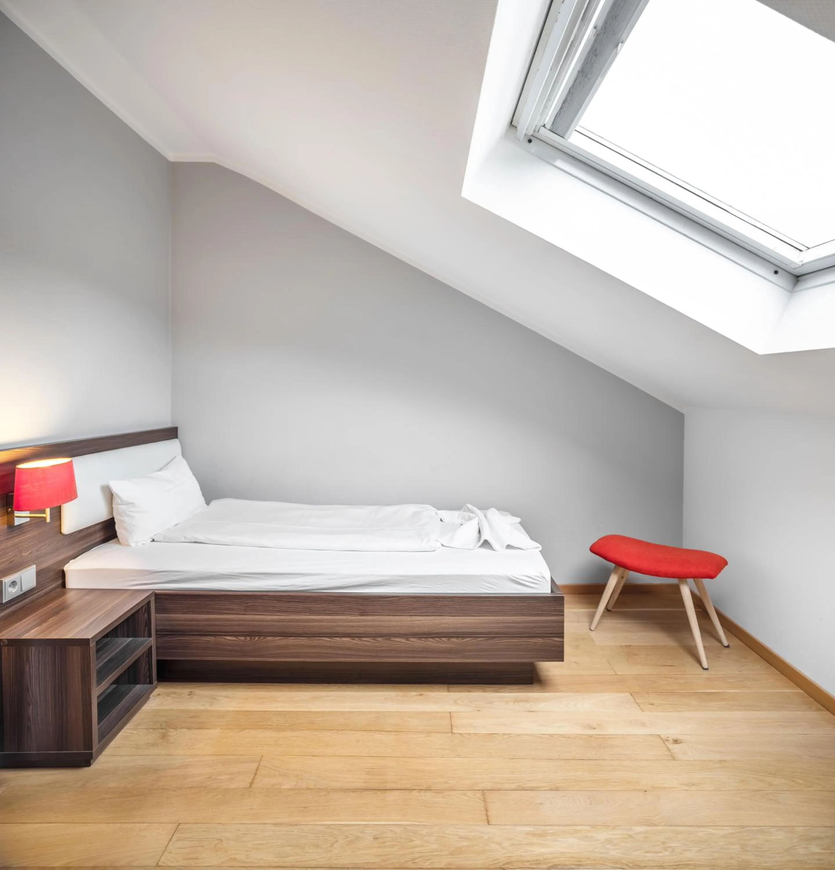 Photo of the whole room, Bed in BoardingWorld Heidelberg