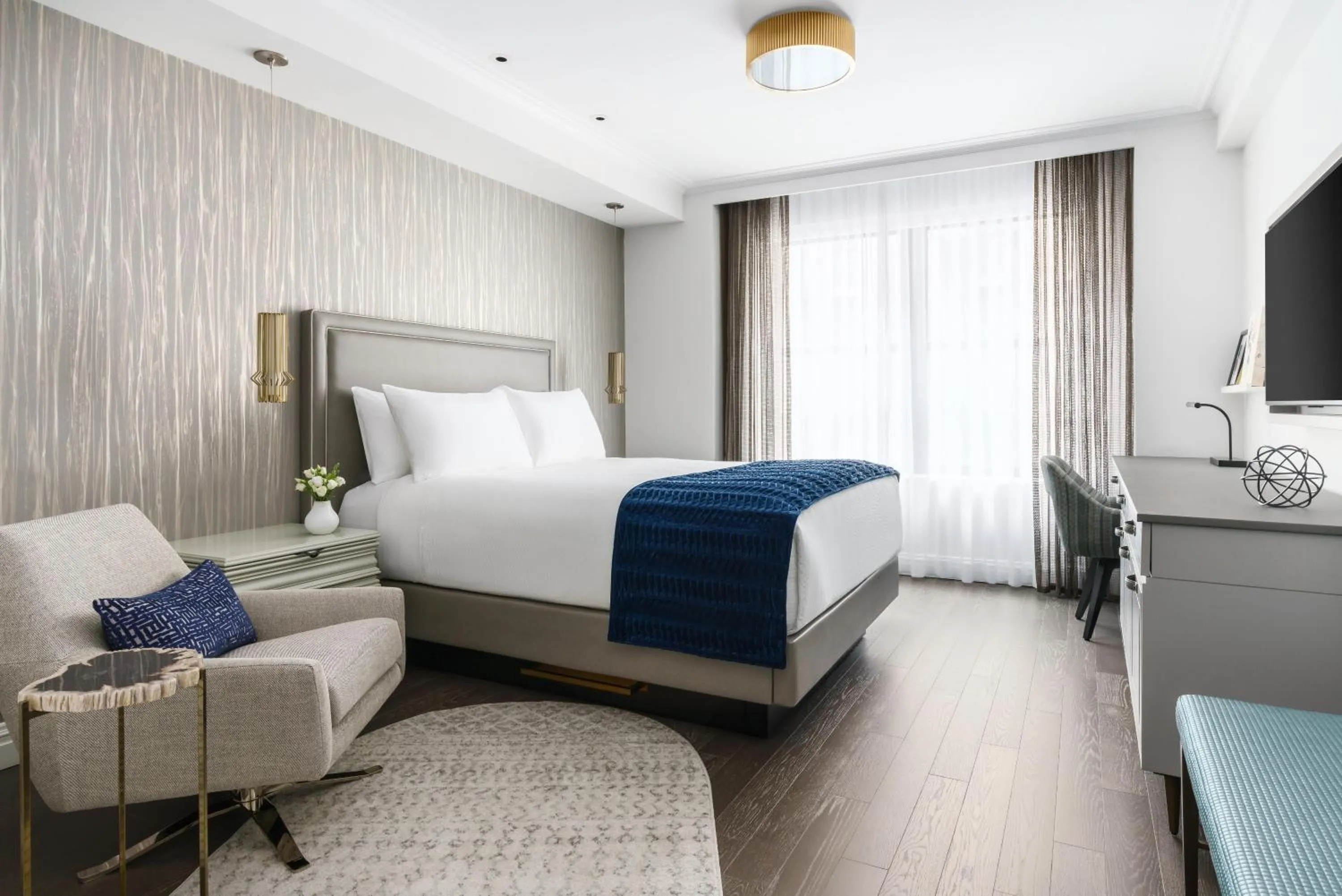 Bed in The Wallace Hotel