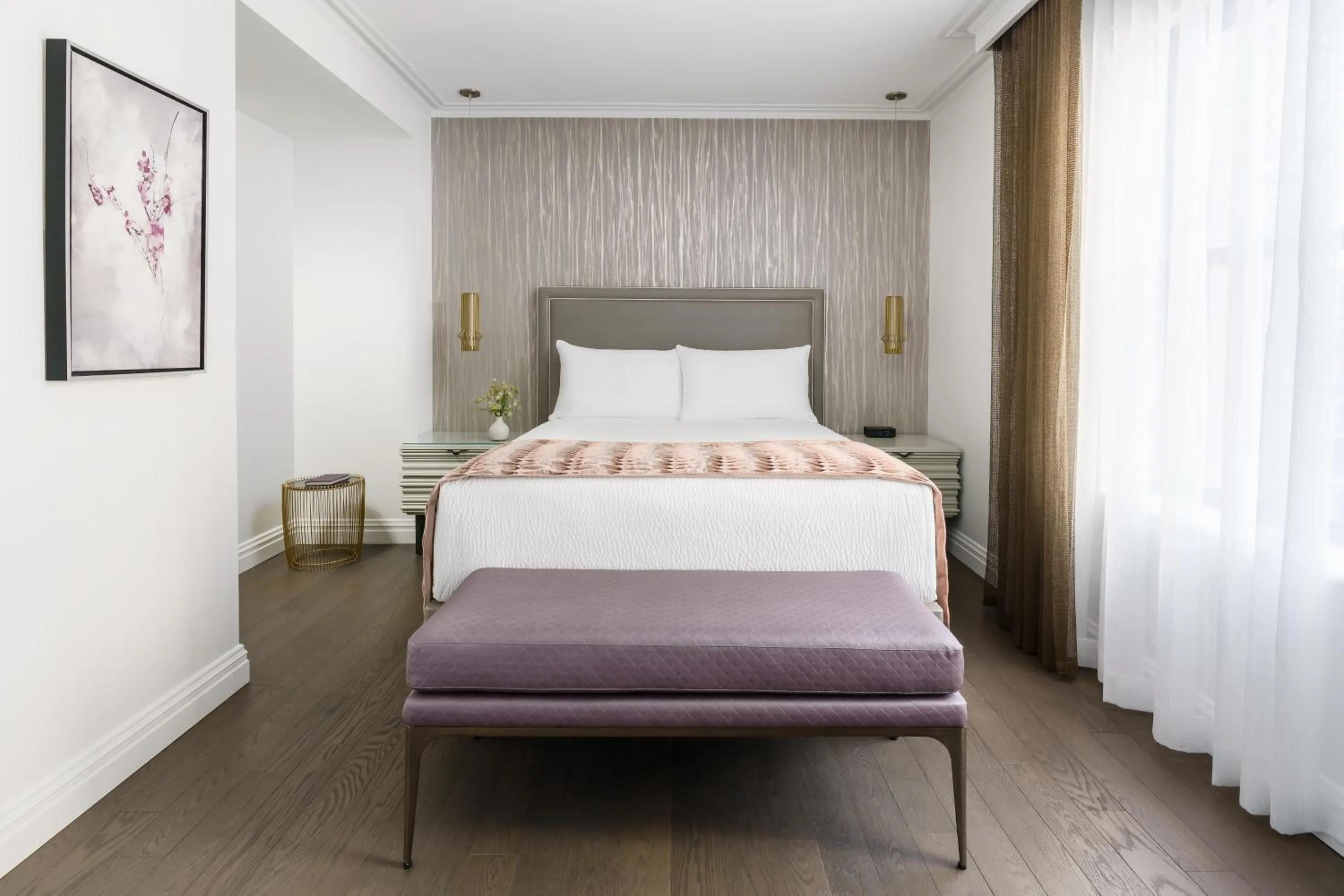 Bedroom, Bed in The Wallace Hotel