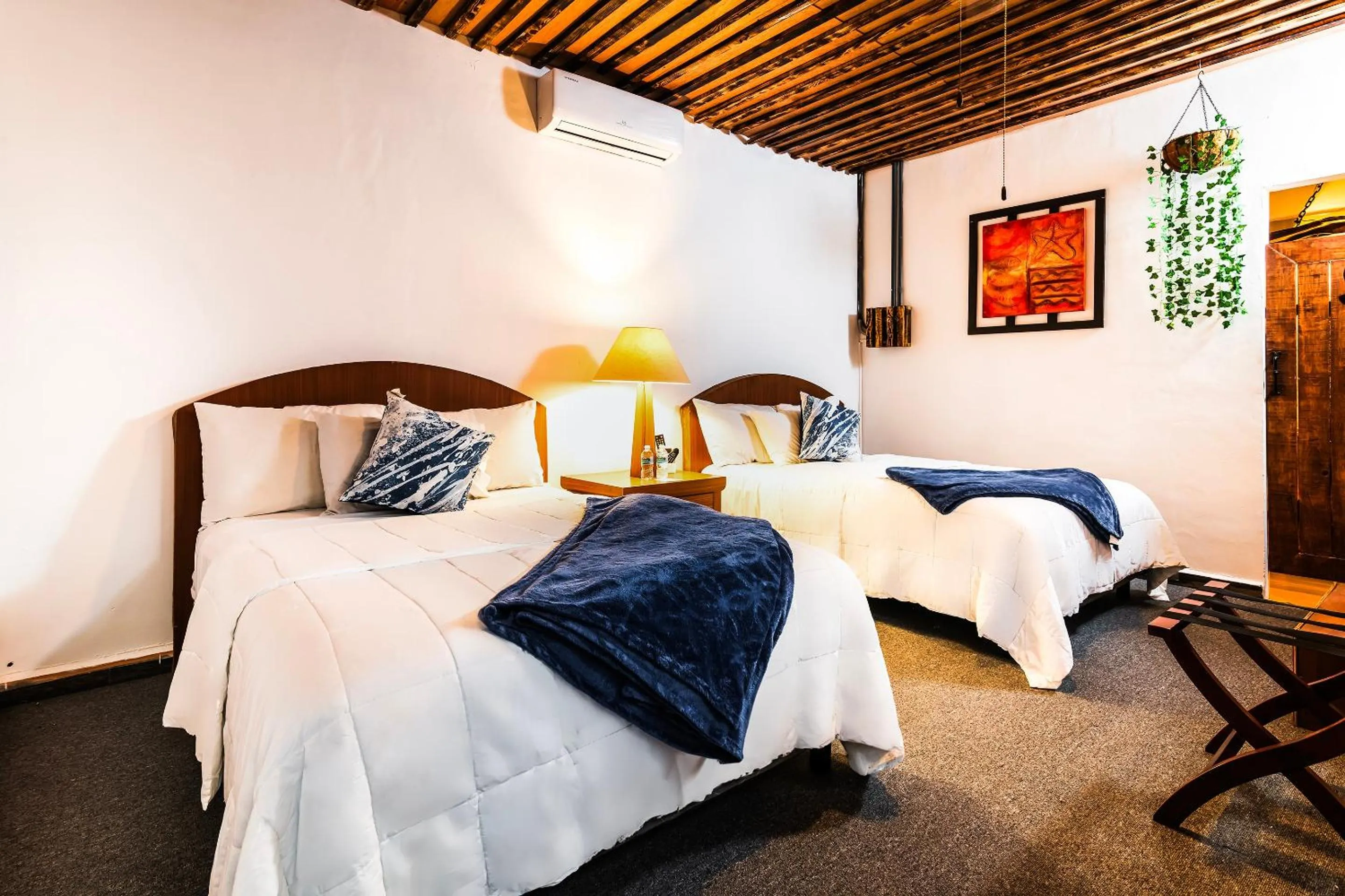 Bedroom in Capital O Posada Del Pescador, Los Cabos