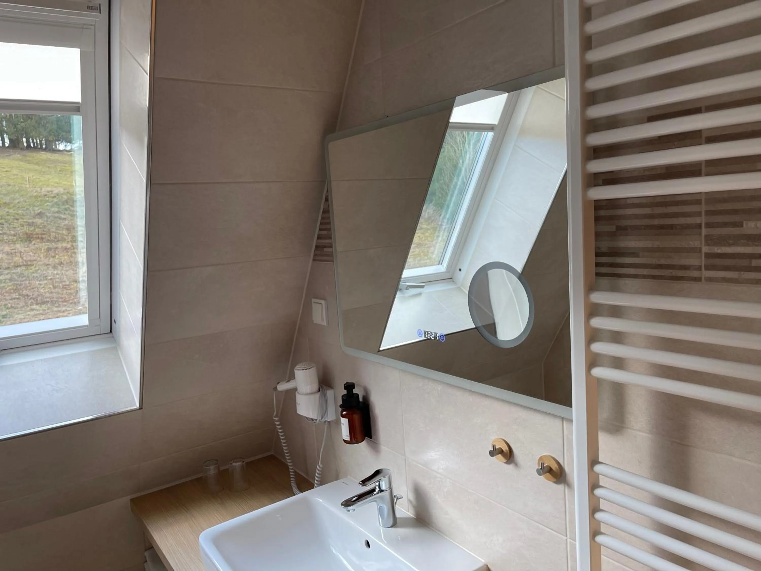 Bathroom in Hotel und Berggasthof Zum Sonnenhof