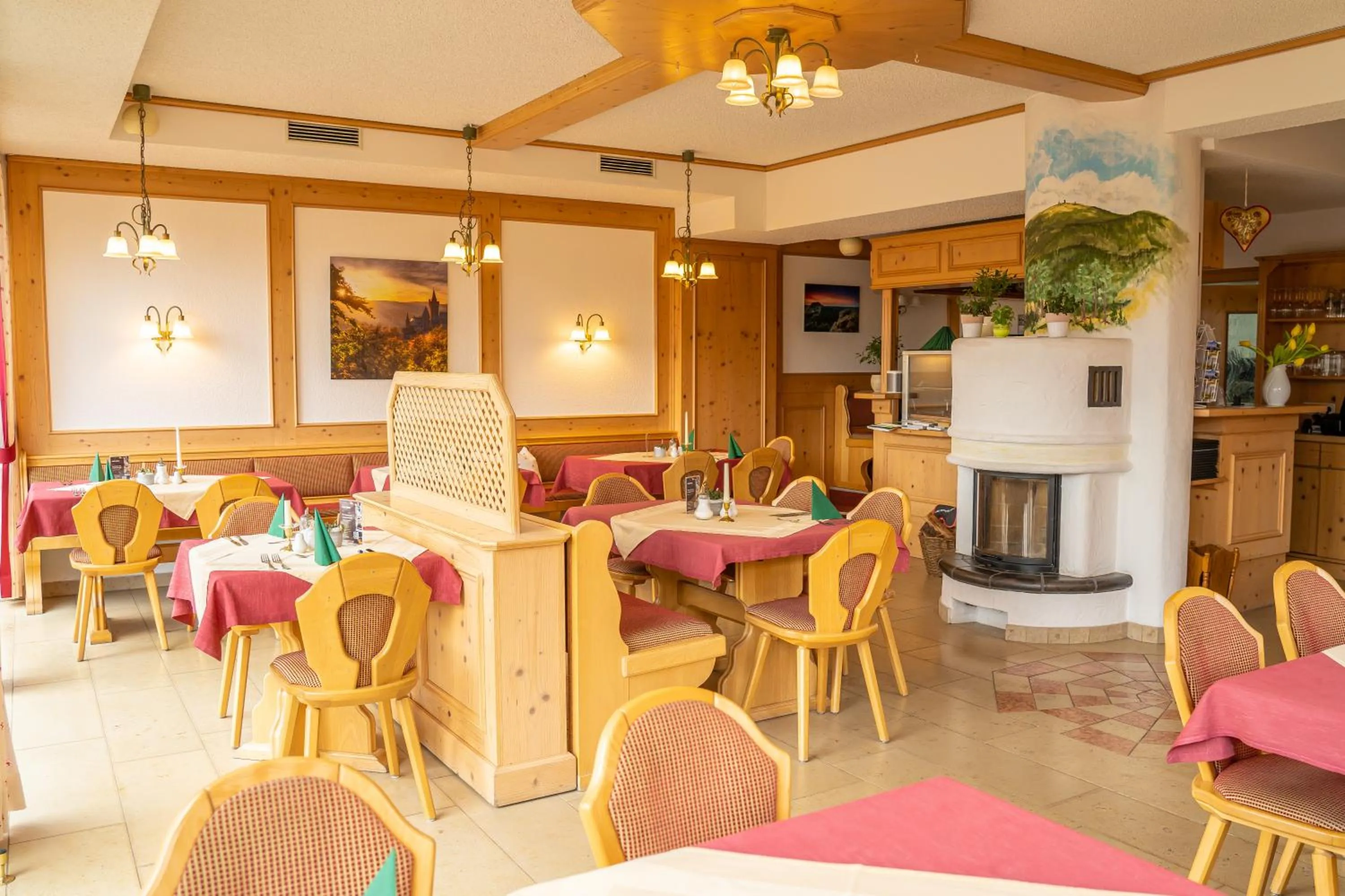 Restaurant/places to eat in Hotel und Berggasthof Zum Sonnenhof