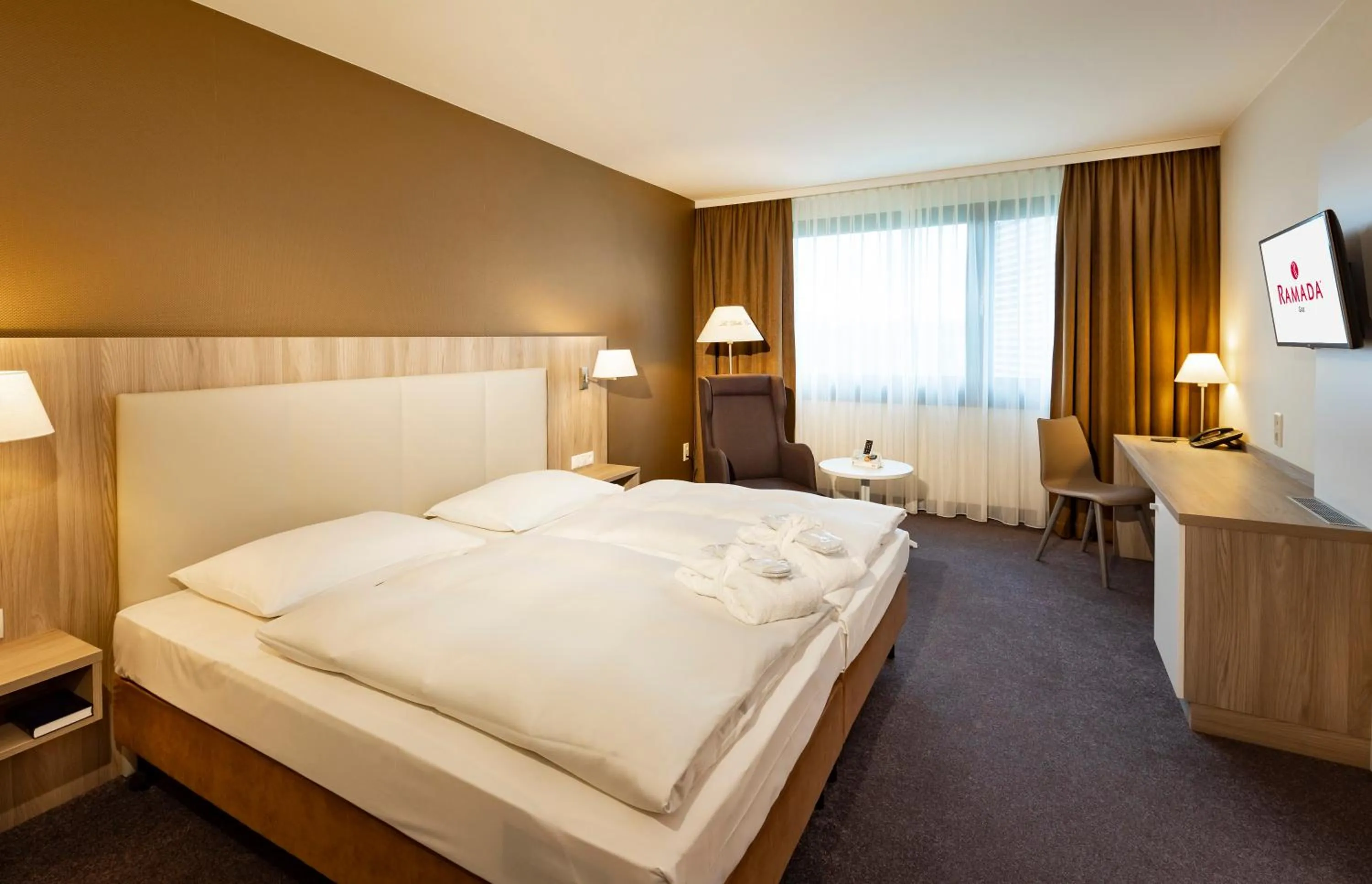Photo of the whole room in Hotel Ramada by Wyndham Graz