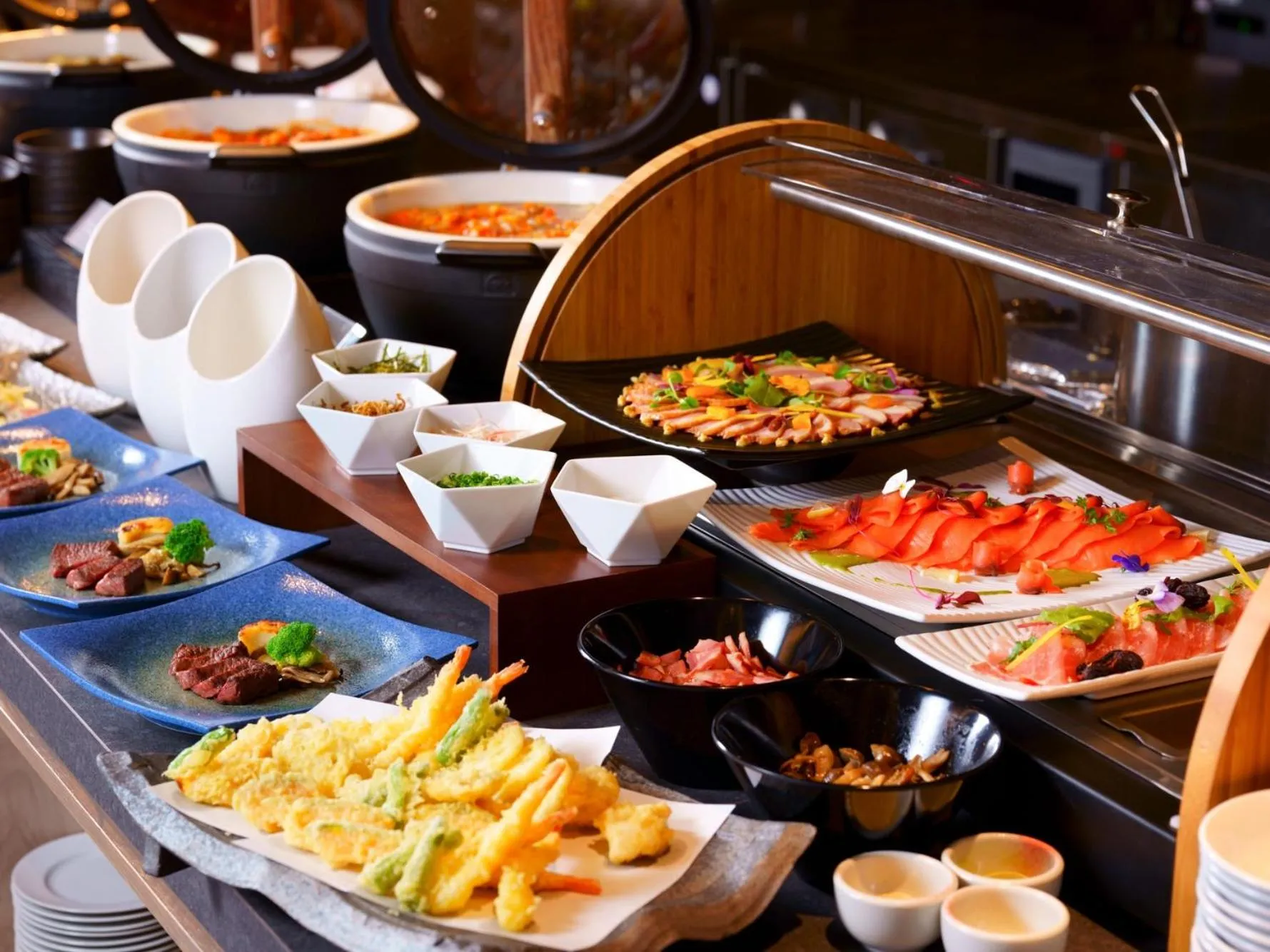 Restaurant/places to eat in Grandvrio Hotel Beppuwan Wakura - ROUTE INN HOTELS -