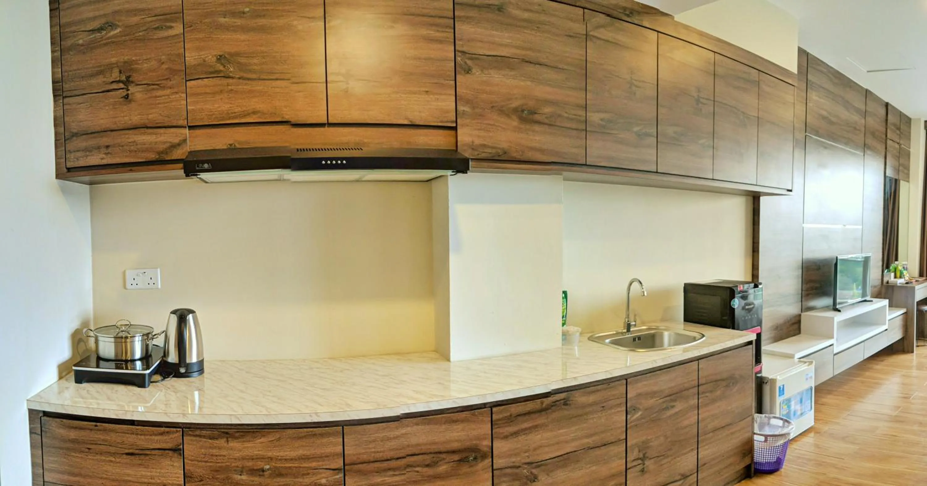 Lovina 19-05 at Pelita Nagoya Apartment