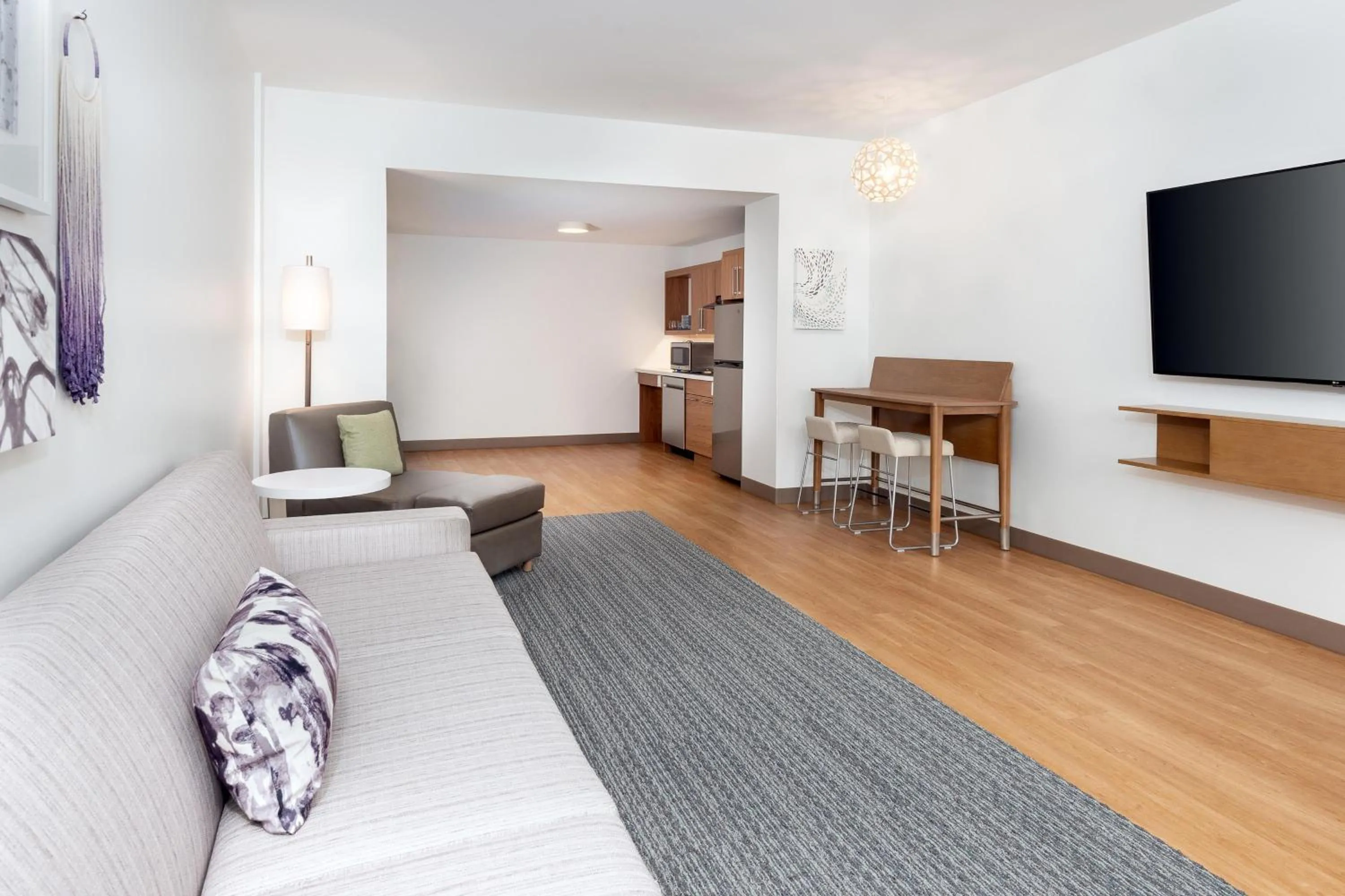 Photo of the whole room in Element Atlanta Midtown