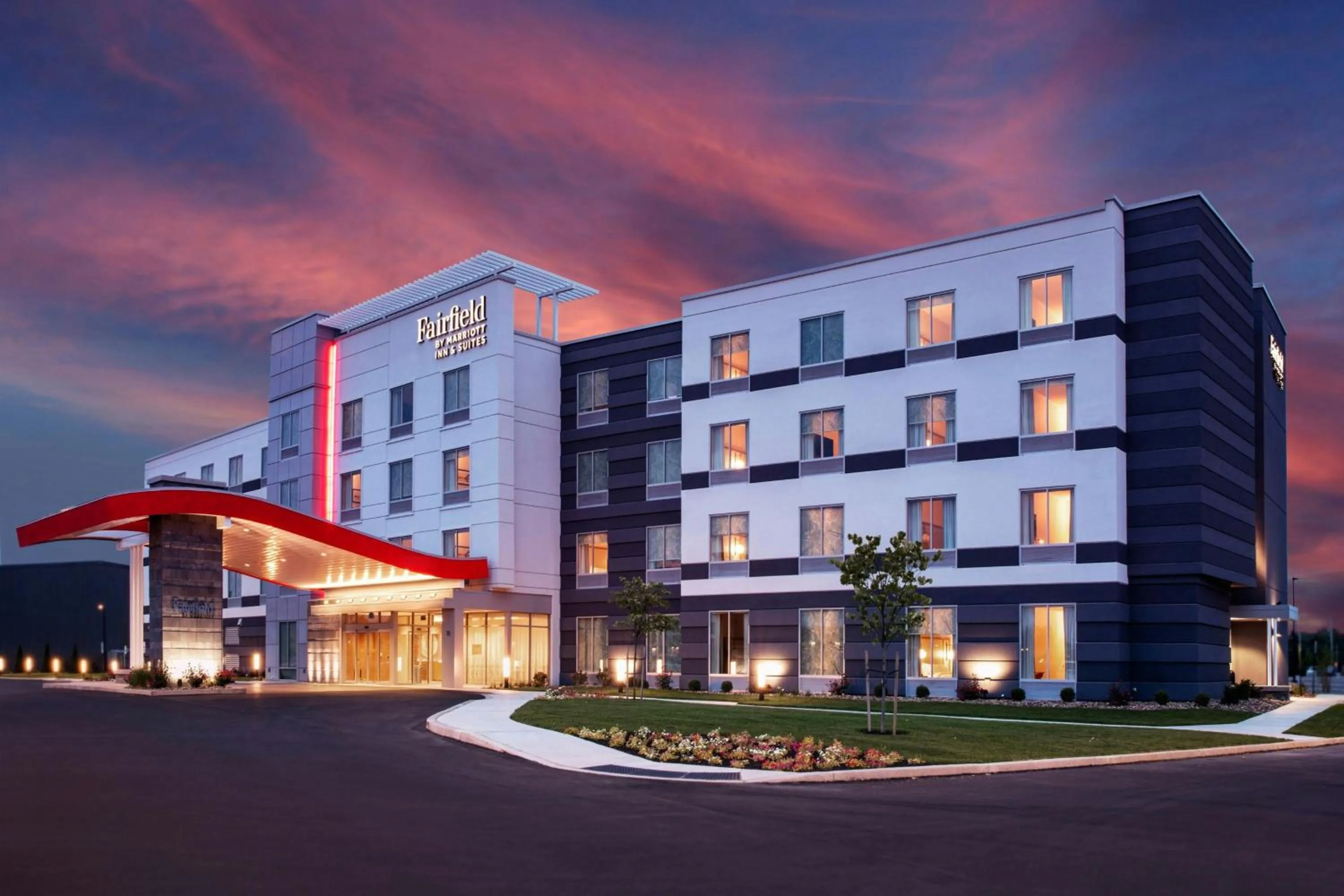 Property building in Fairfield by Marriott Inn & Suites Lewisburg