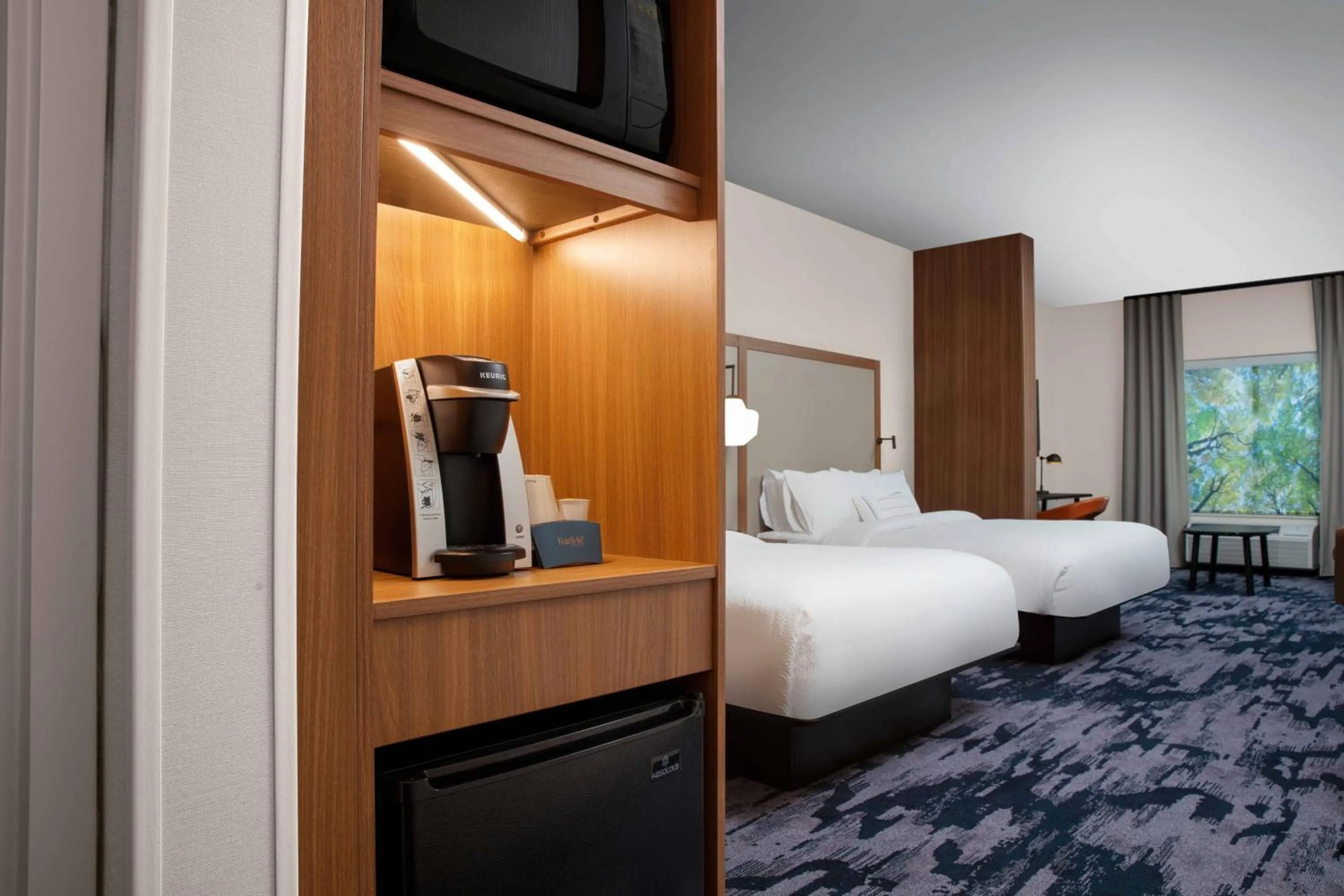 Photo of the whole room, Bed in Fairfield by Marriott Inn & Suites Lewisburg