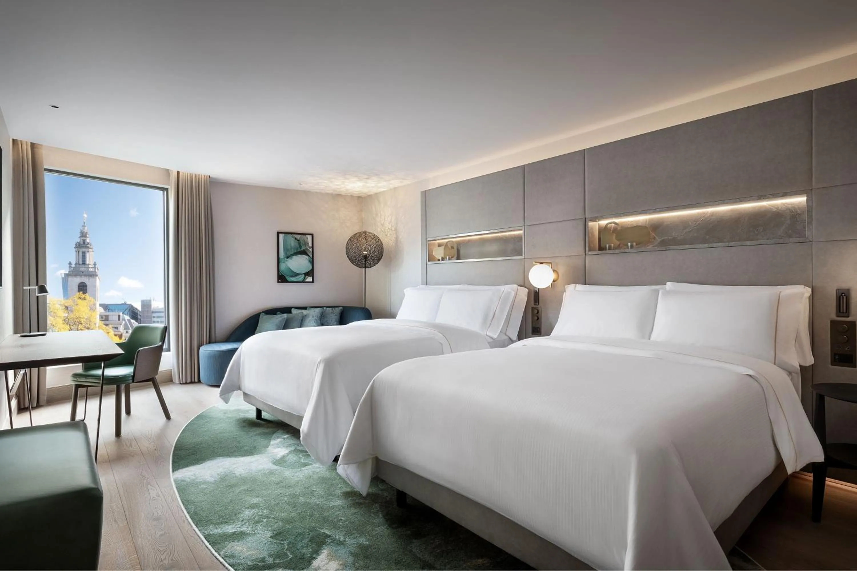 Photo of the whole room, Bed in The Westin London City