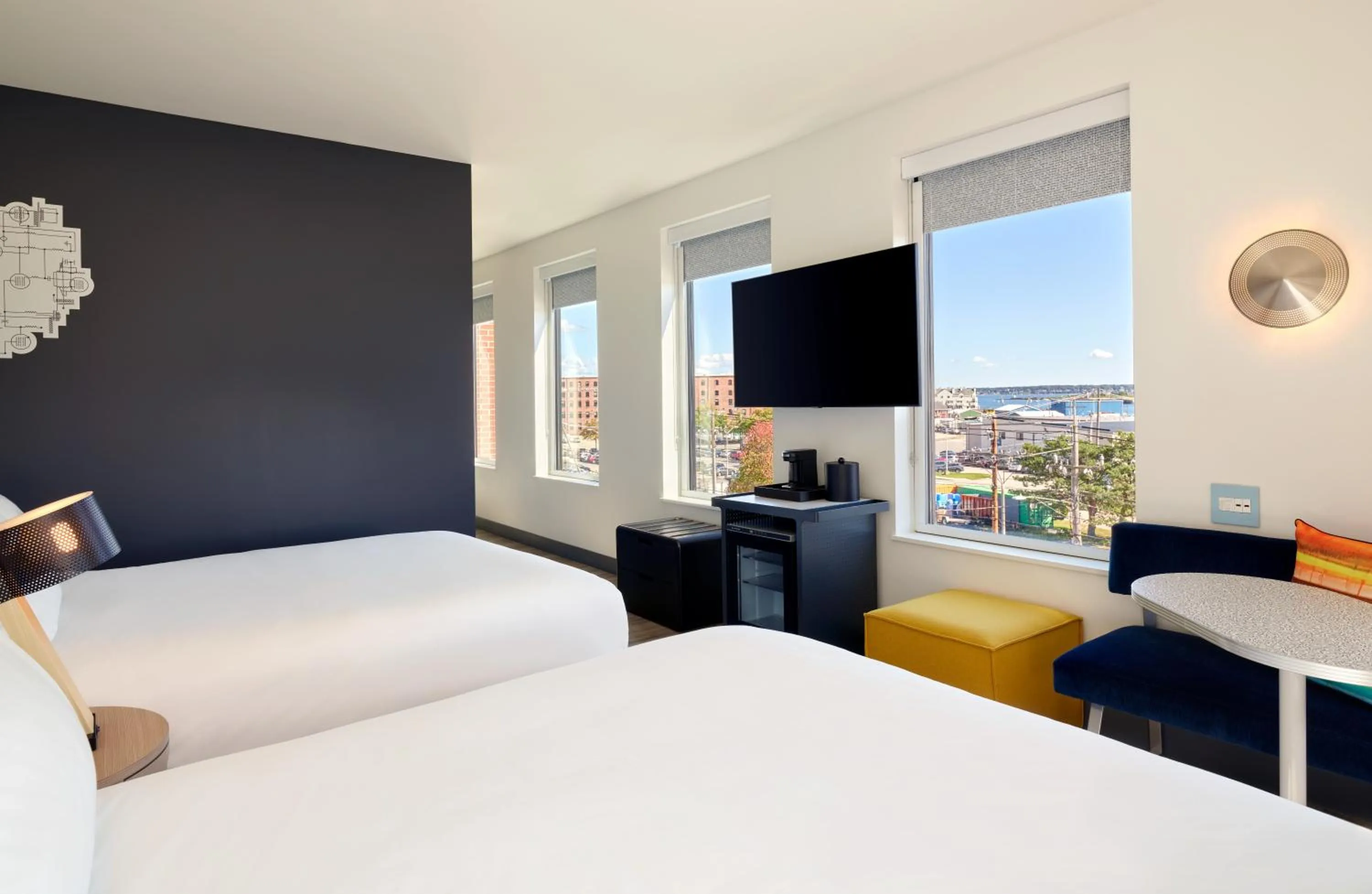 Bedroom, Bed in Aloft Portland Downtown Waterfront ME