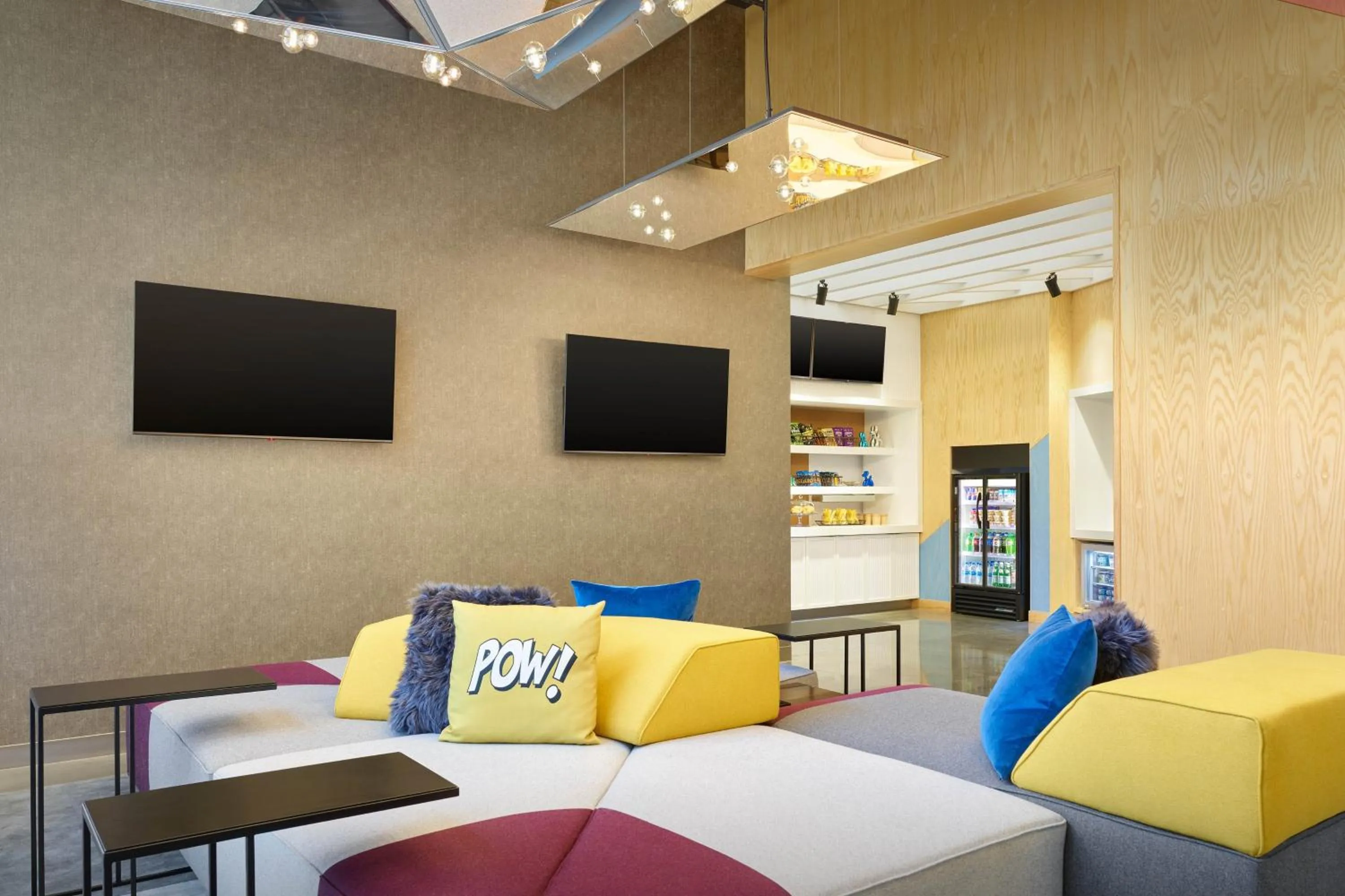Lobby or reception in Aloft Portland Downtown Waterfront ME