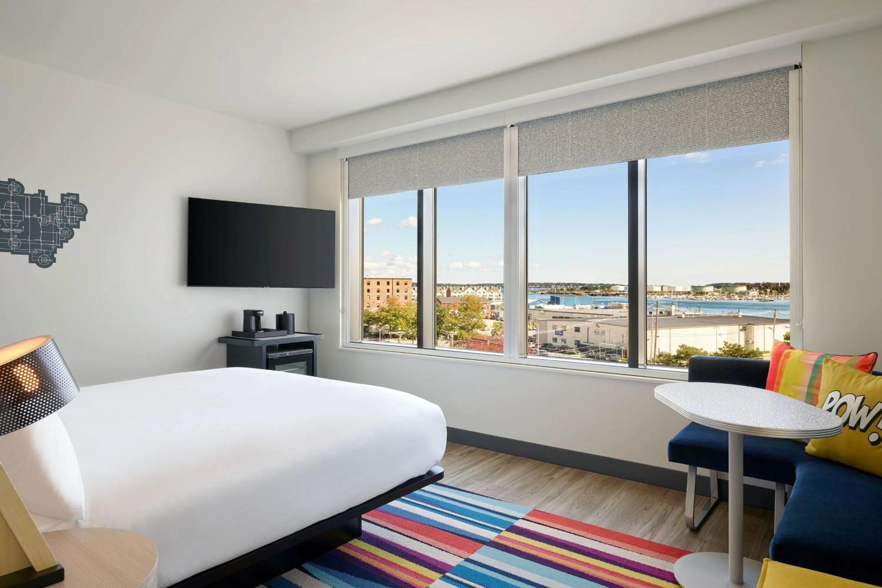 Photo of the whole room, Bed in Aloft Portland Downtown Waterfront ME