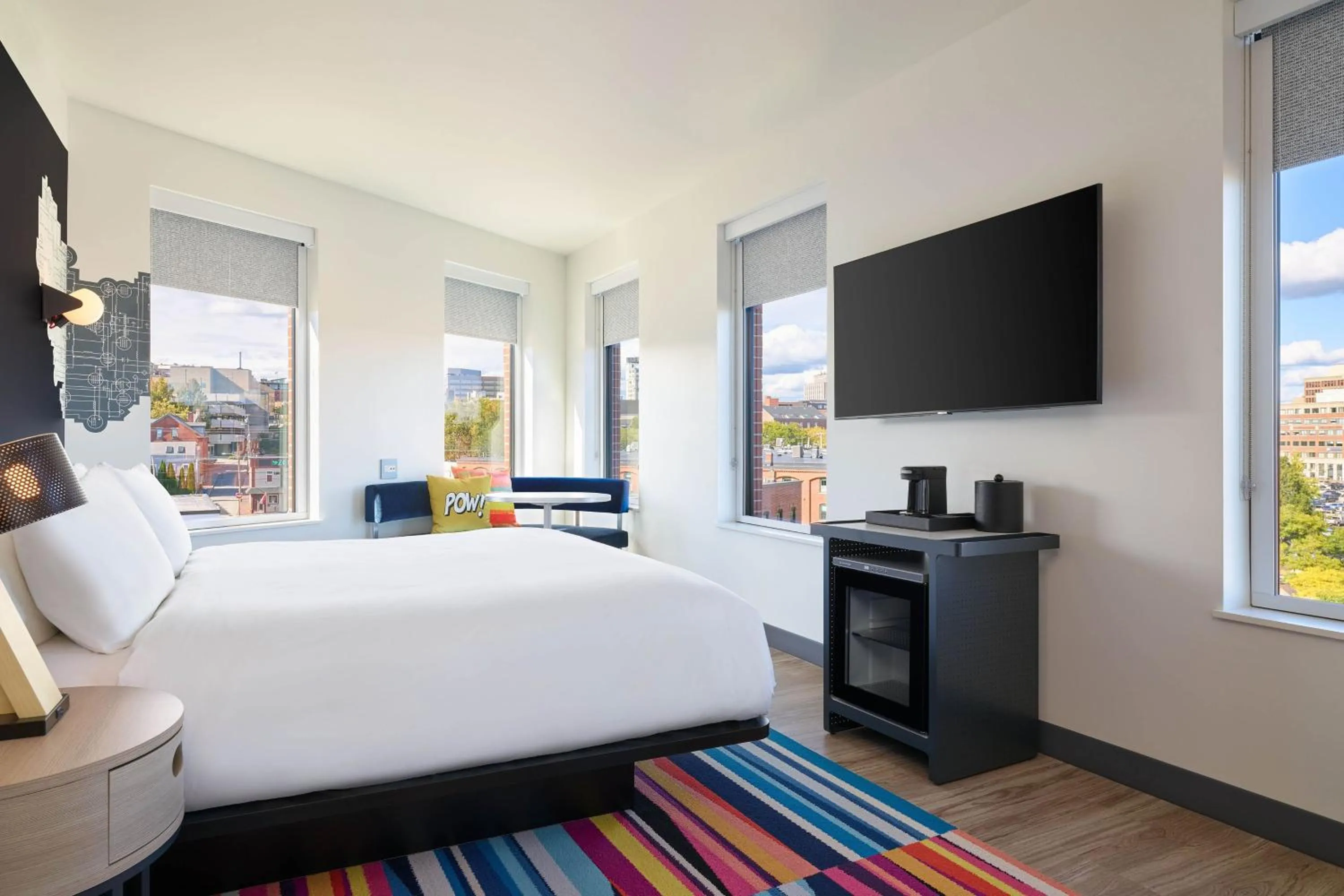 Photo of the whole room, Bed in Aloft Portland Downtown Waterfront ME