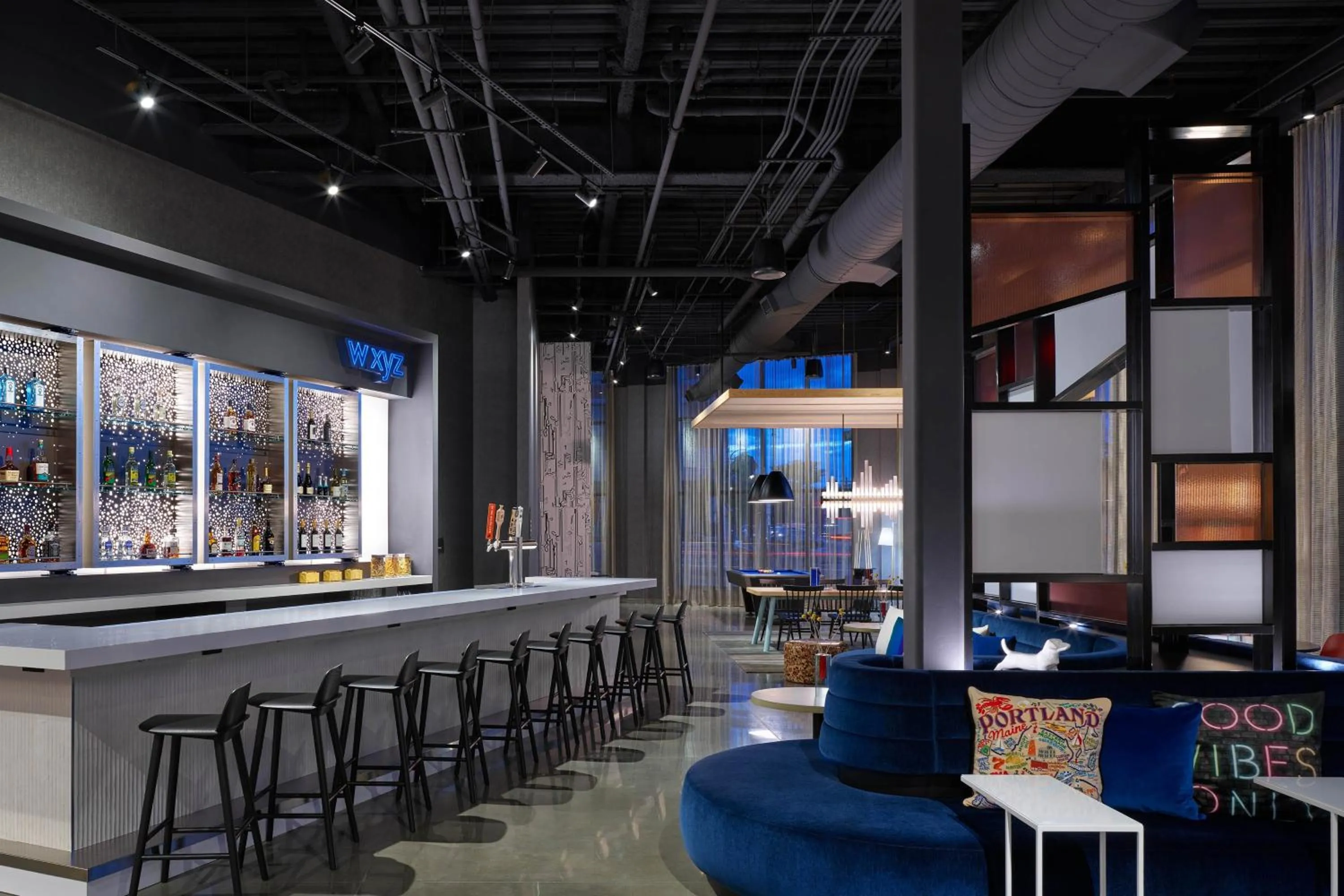 Lounge or bar in Aloft Portland Downtown Waterfront ME