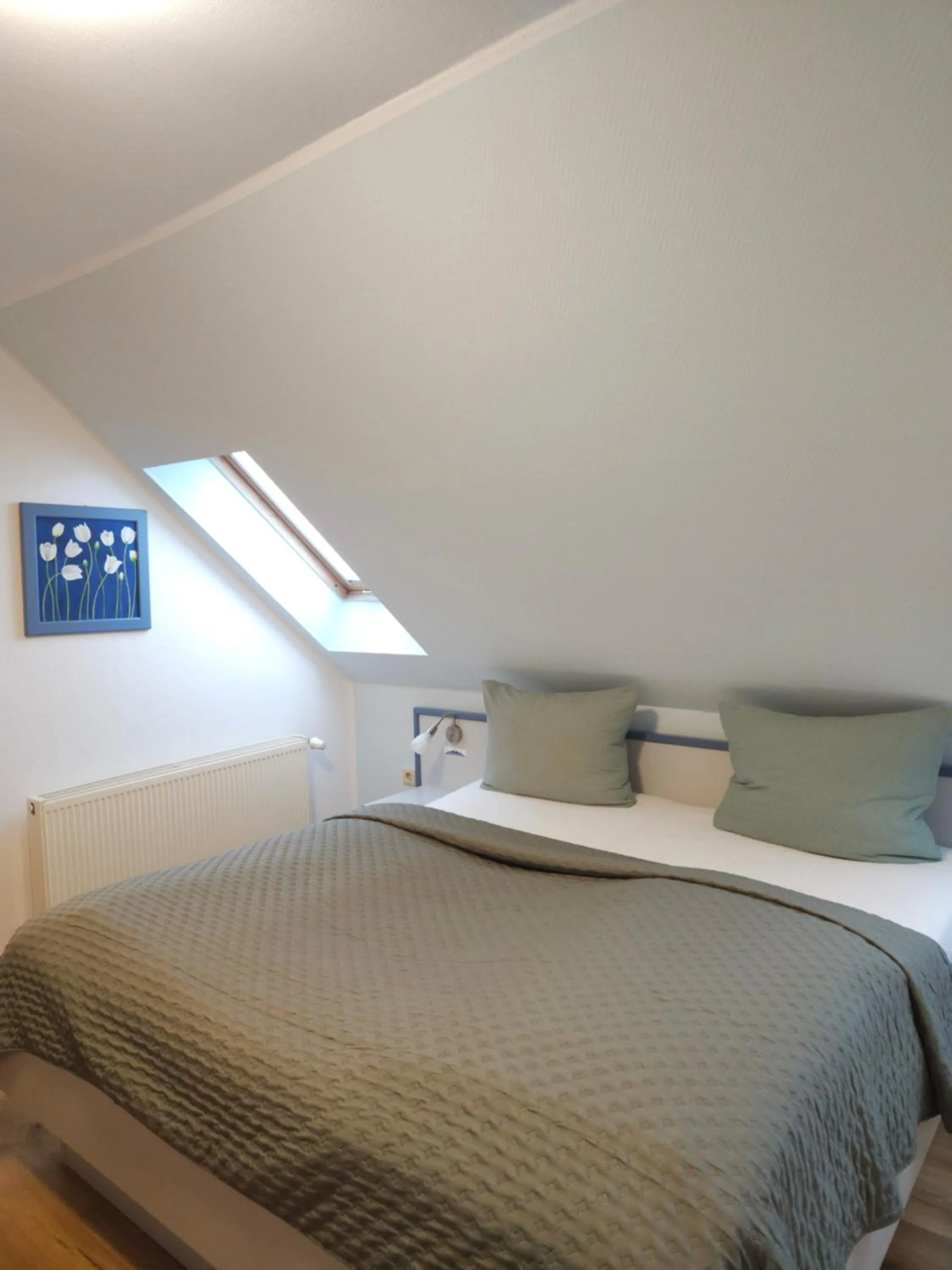 Bed in Hotel Am Deich