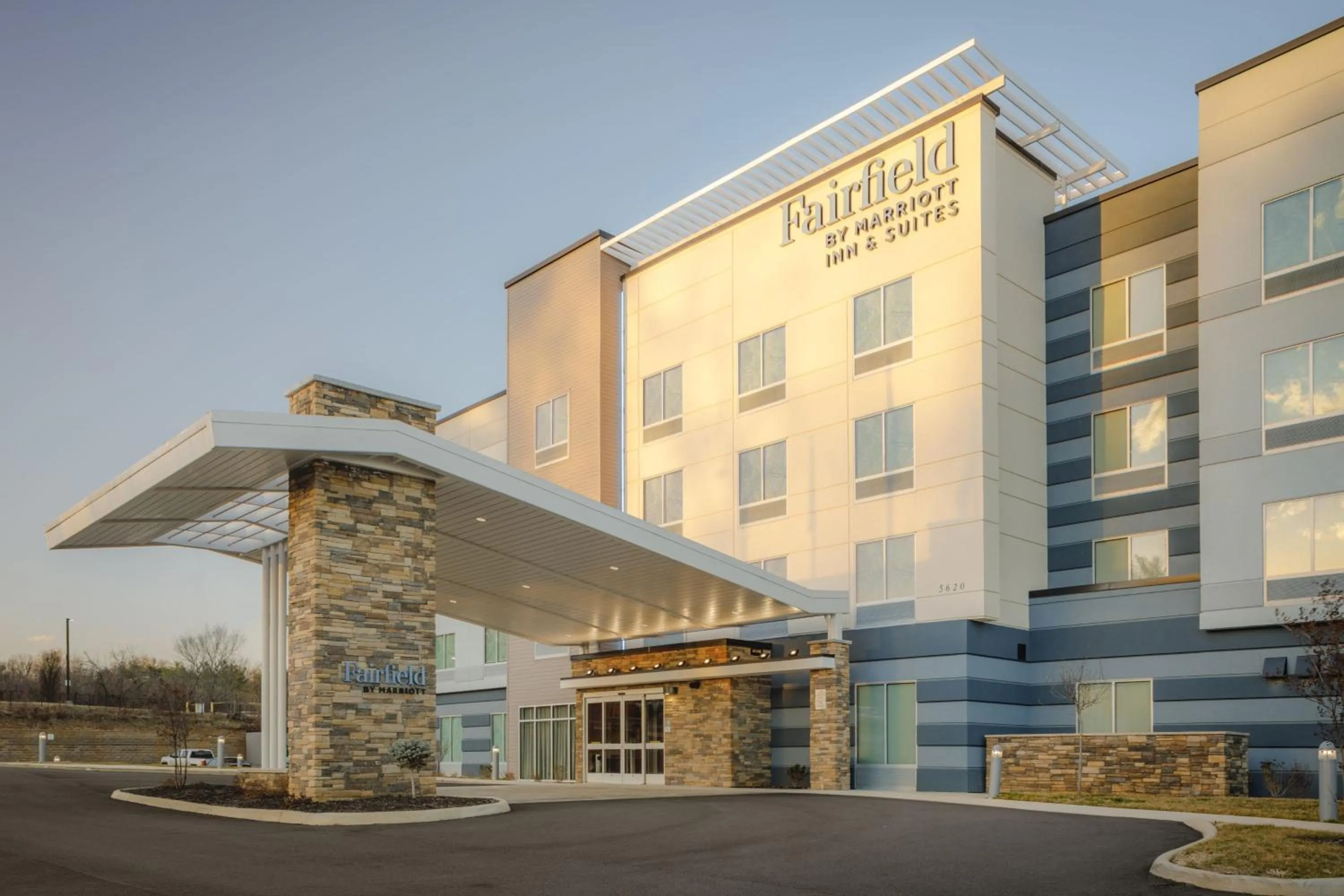 Property building in Fairfield by Marriott Inn & Suites Knoxville Northwest