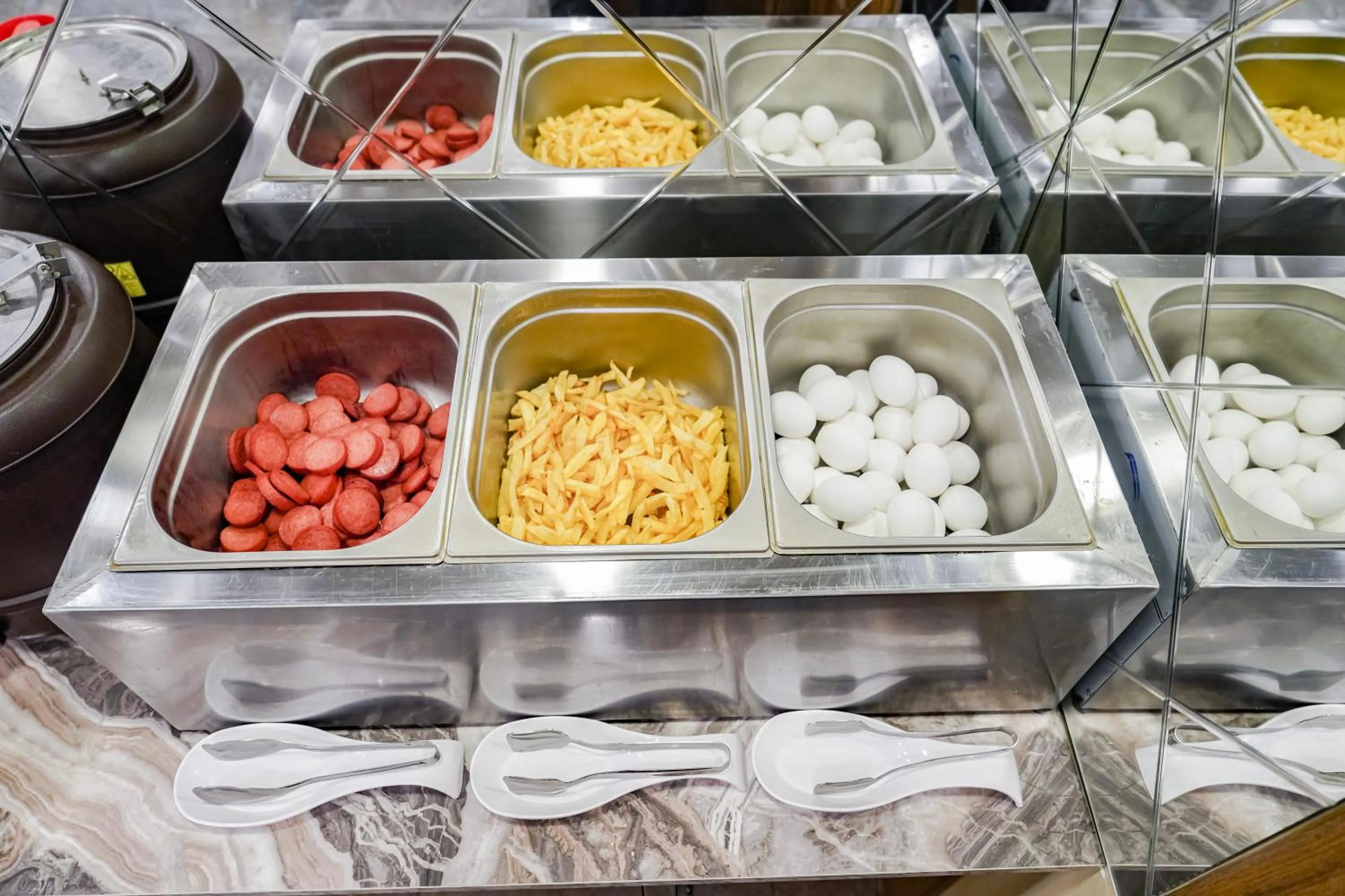 Breakfast in Hamit Hotel Kizilay