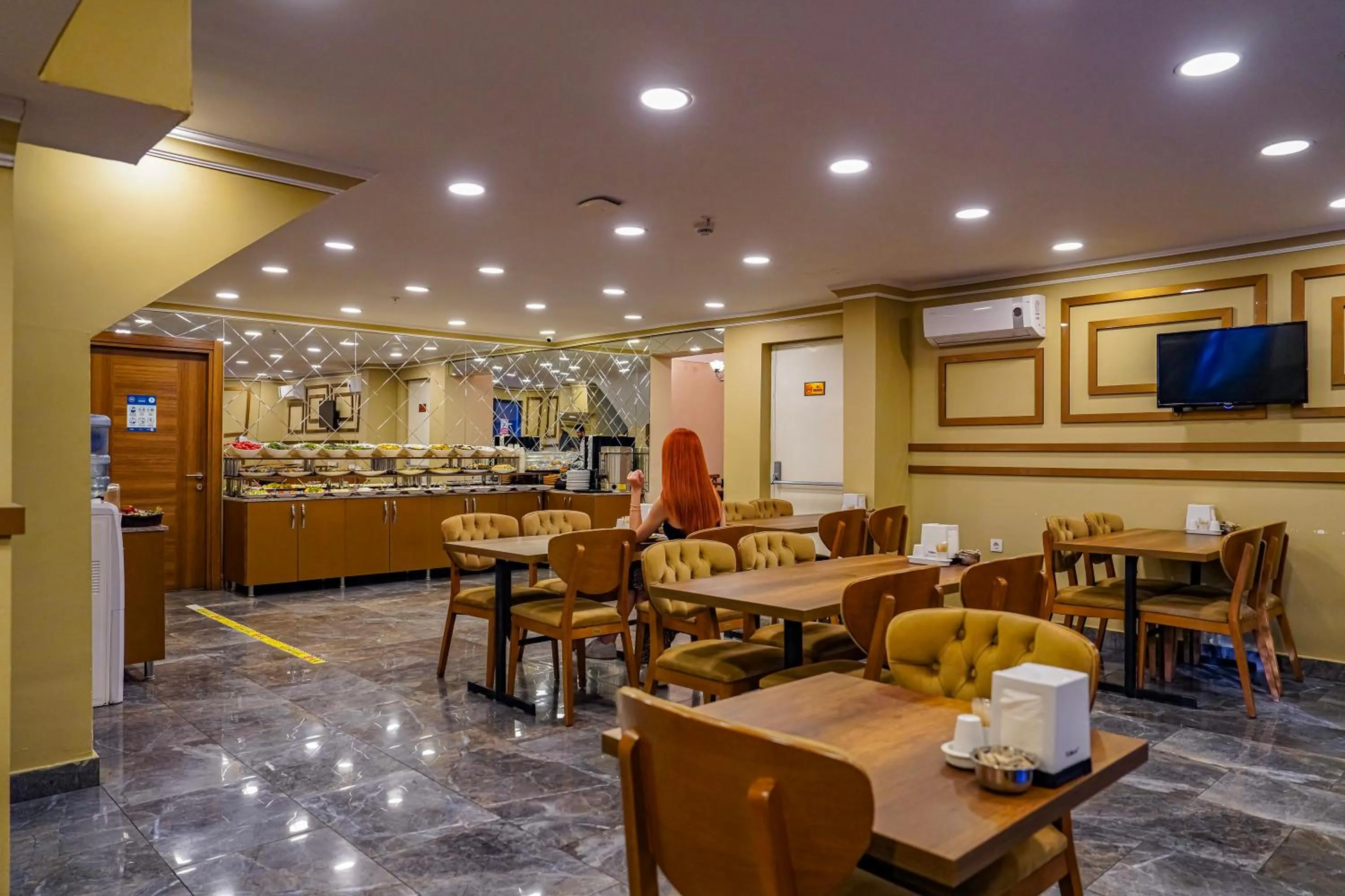 Breakfast in Hamit Hotel Kizilay