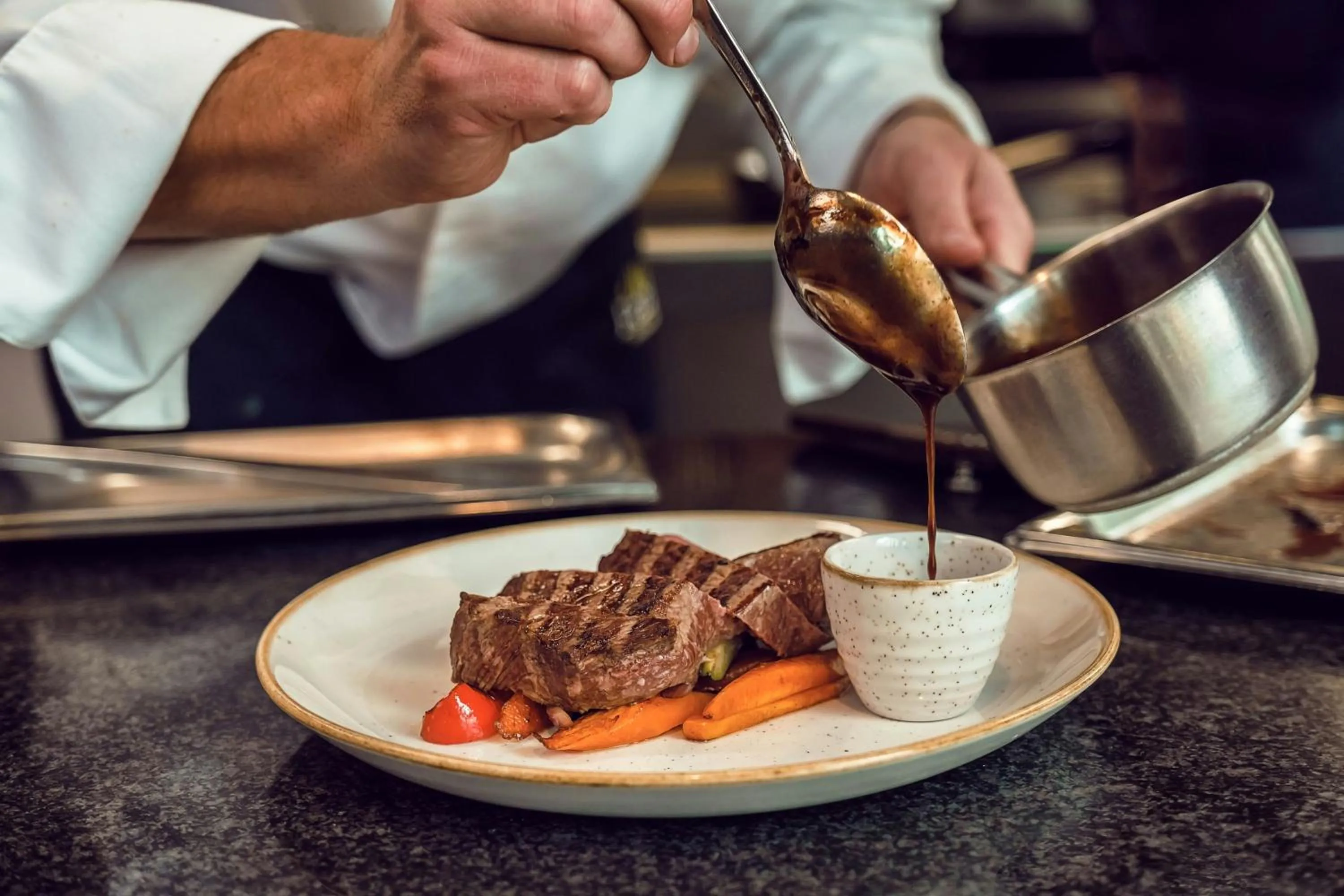 Restaurant/places to eat in Courtyard by Marriott Munich City Center