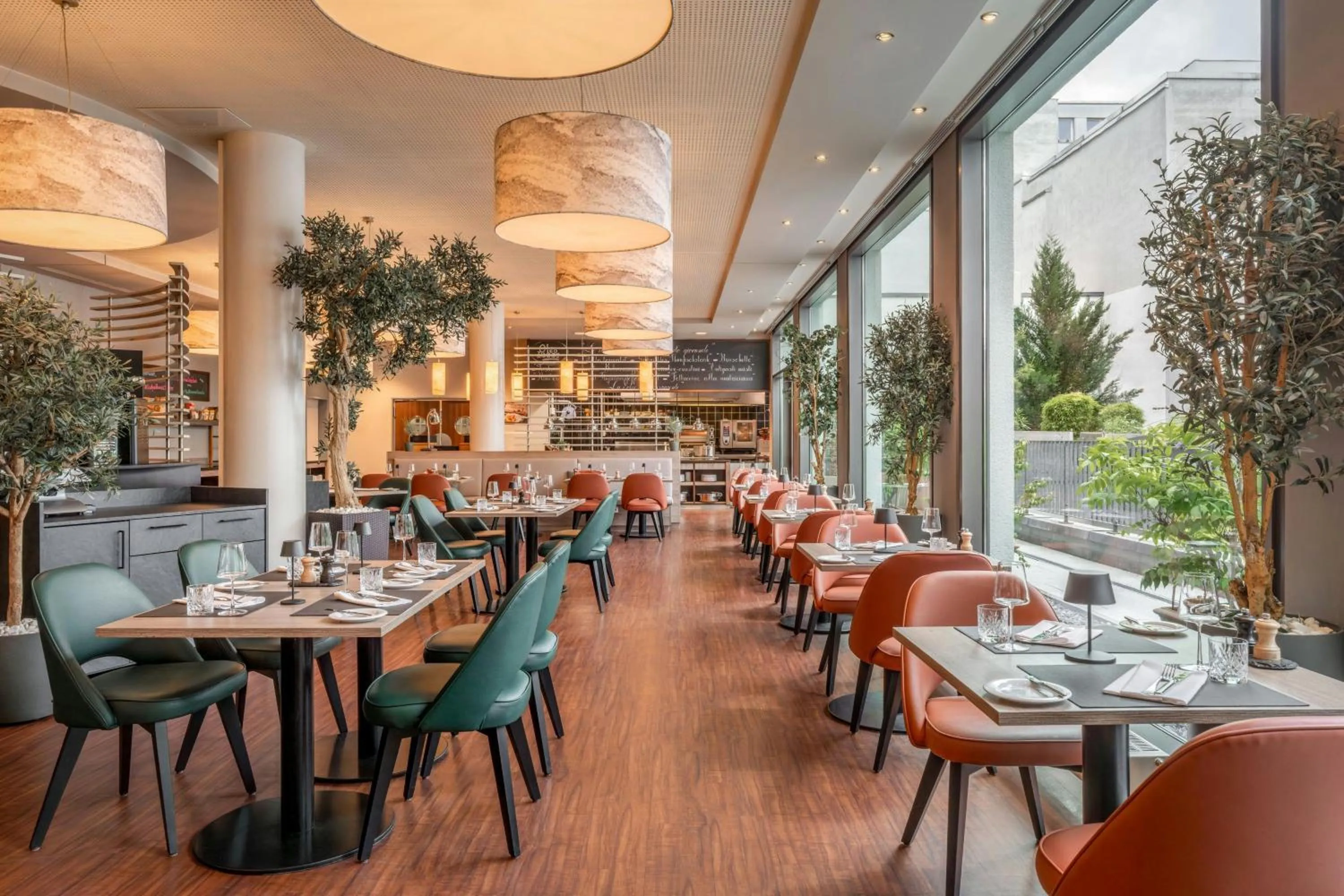 Restaurant/places to eat in Courtyard by Marriott Munich City Center