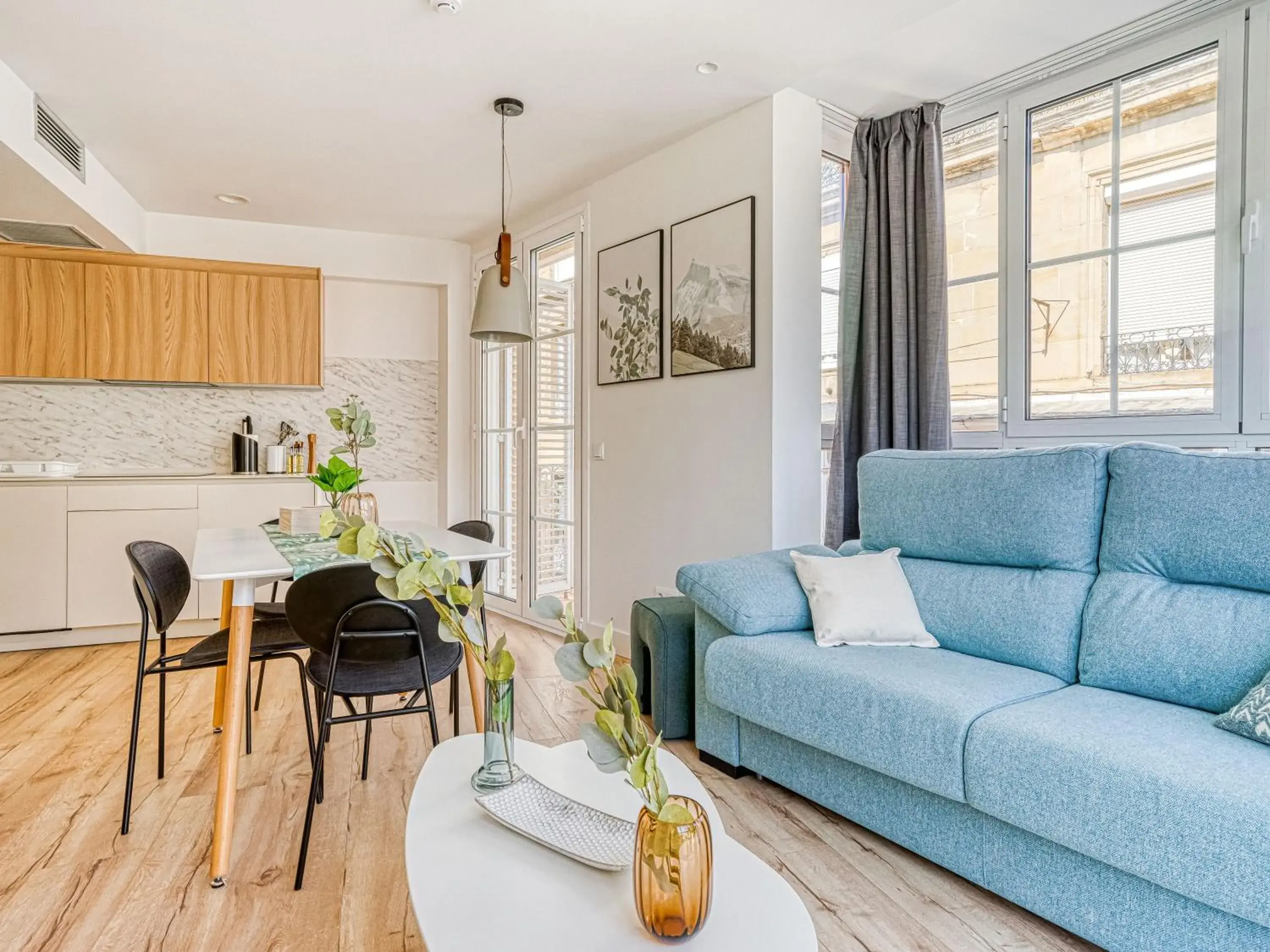 Two-Bedroom Apartment with Balcony in Limehome Haro Calle de la Vega Two-Bedroom Apartment with Balcony in Limehome Haro Calle de la Vega