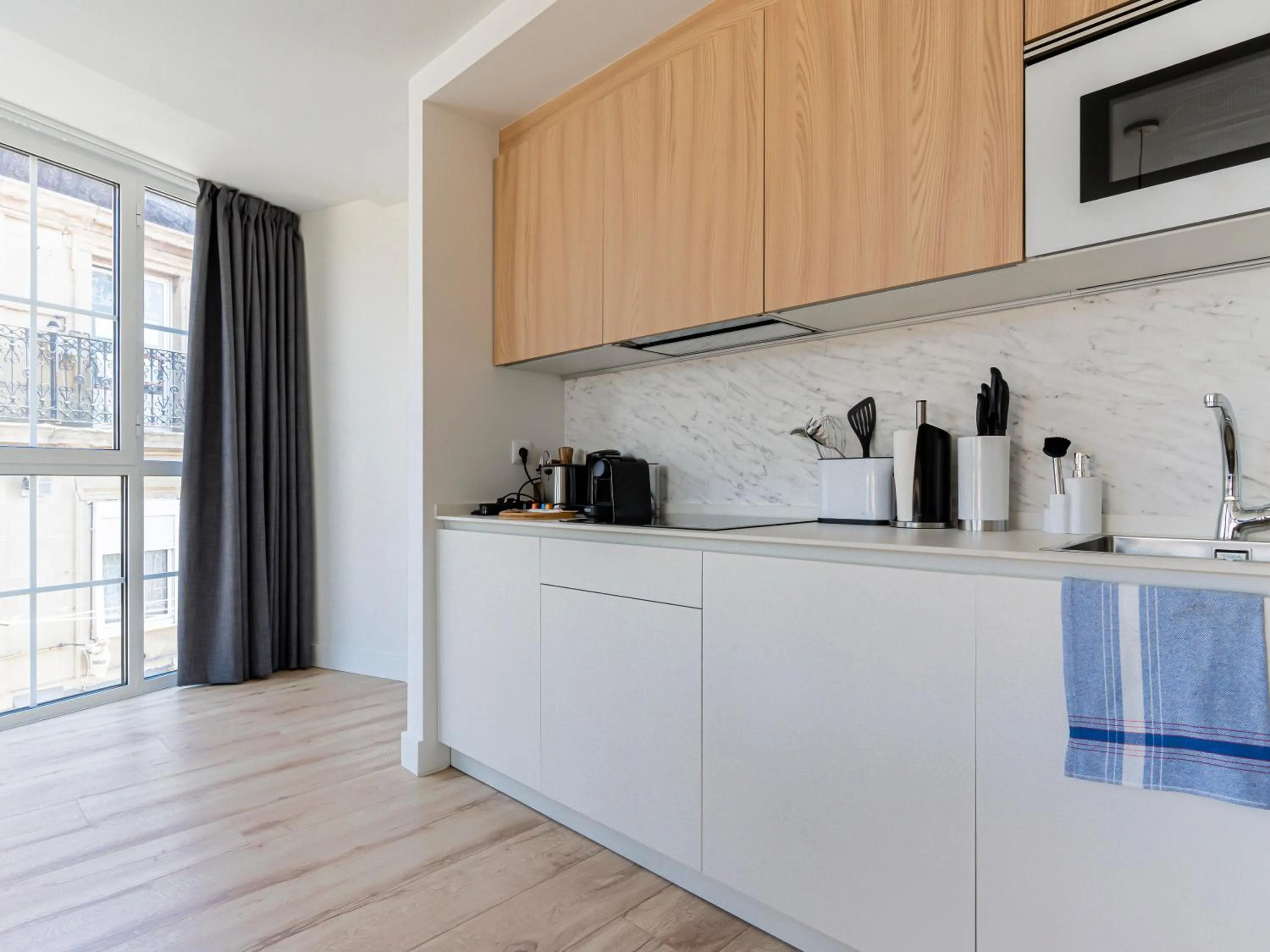 Coffee/tea facilities in Limehome Haro Calle de la Vega