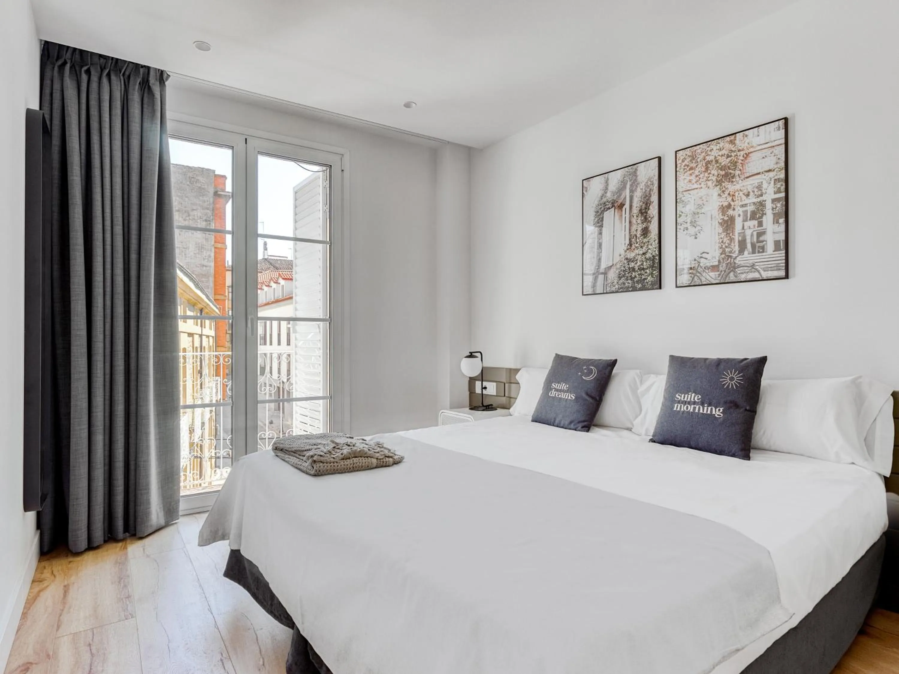 Bed in Limehome Haro Calle de la Vega