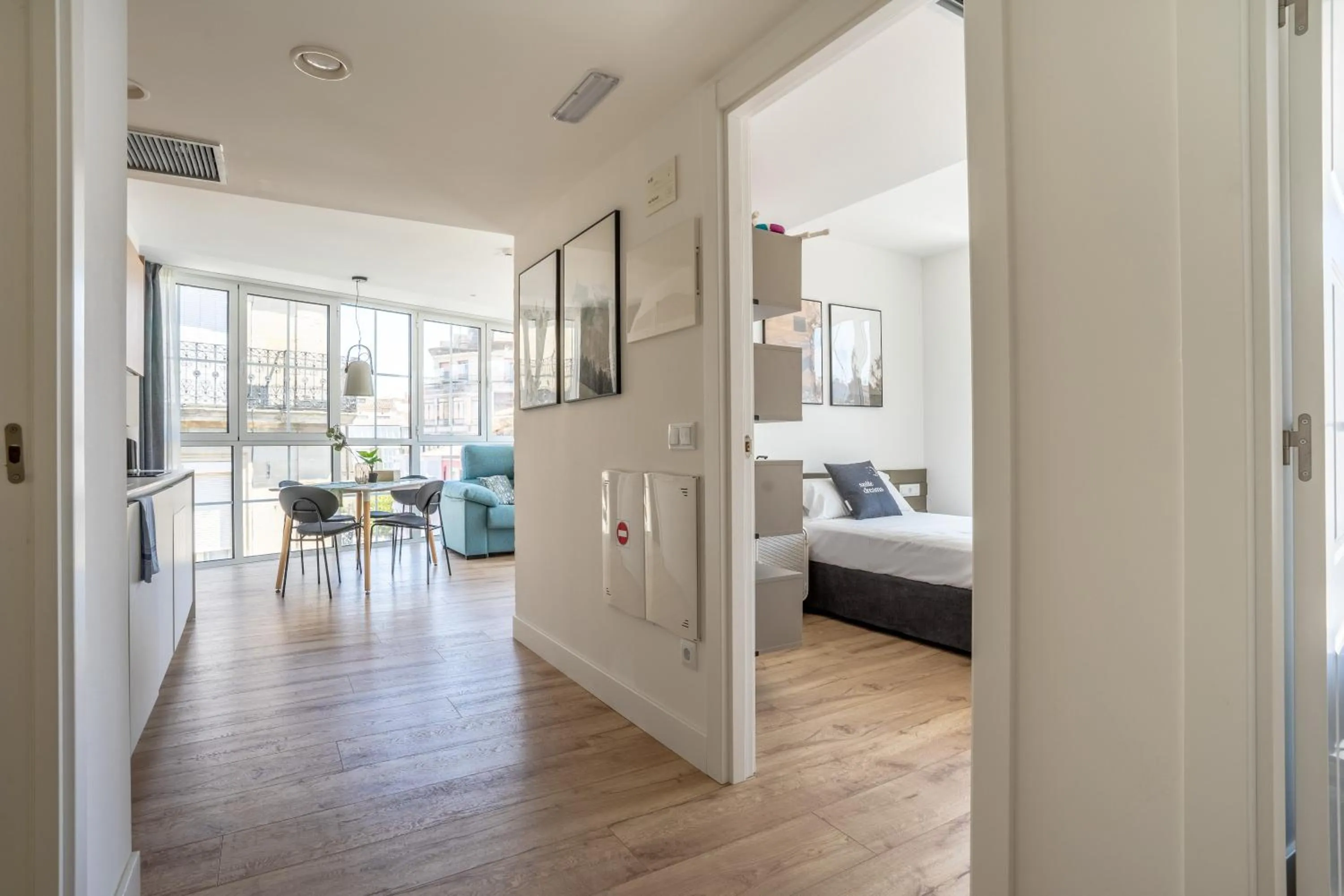 Bedroom, Bed in Limehome Haro Calle de la Vega