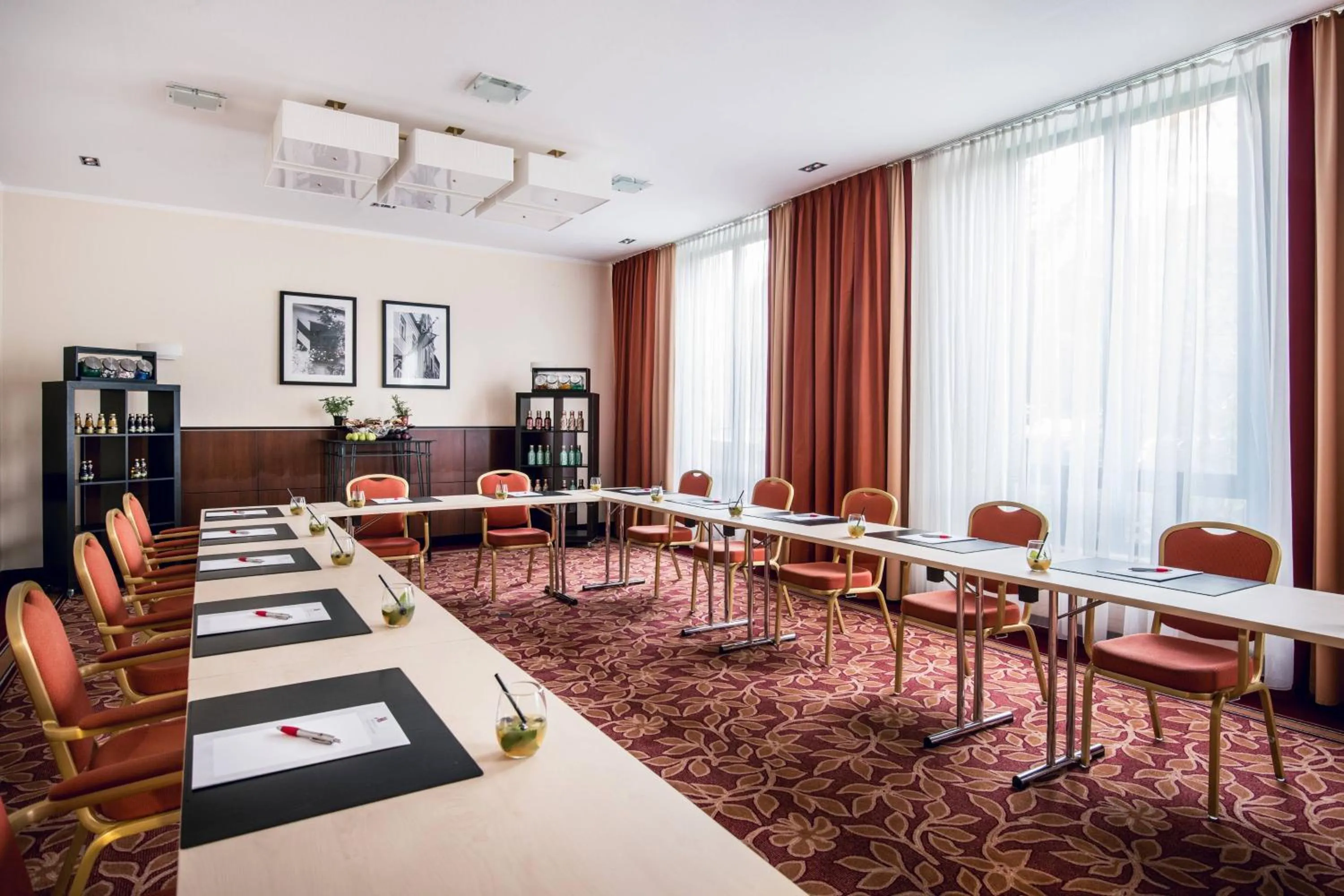 Meeting/conference room in Munich Airport Marriott Hotel