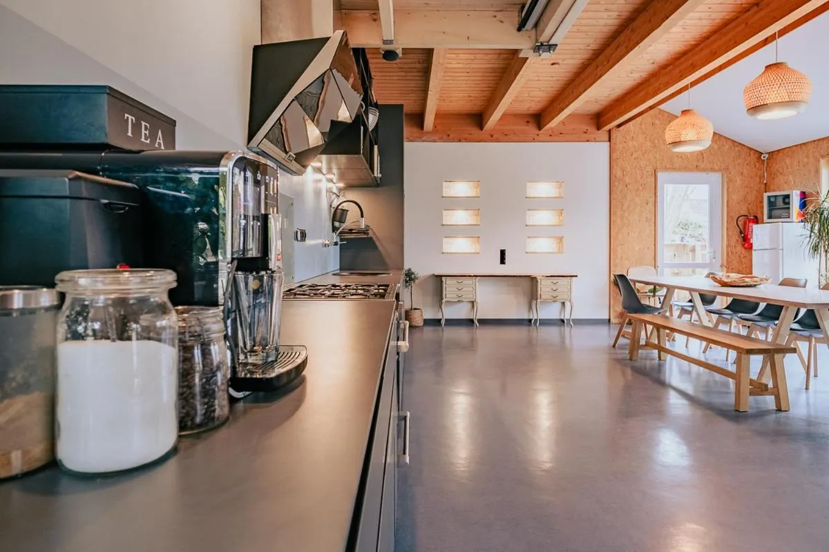 Hostel oder Ferienwohnung 1-16 Personen im BLAUEN HAUS