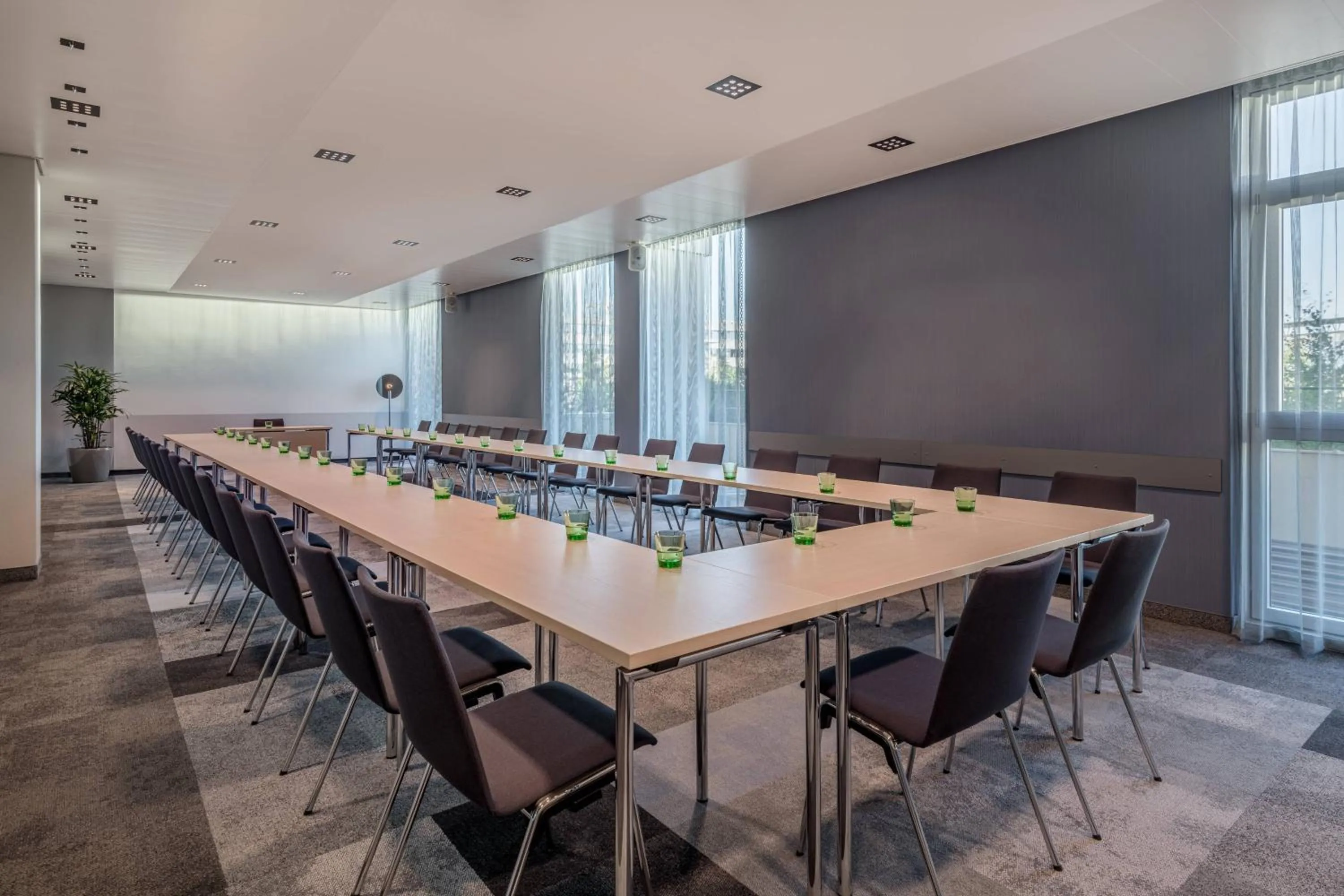 Meeting/conference room in Courtyard by Marriott Linz