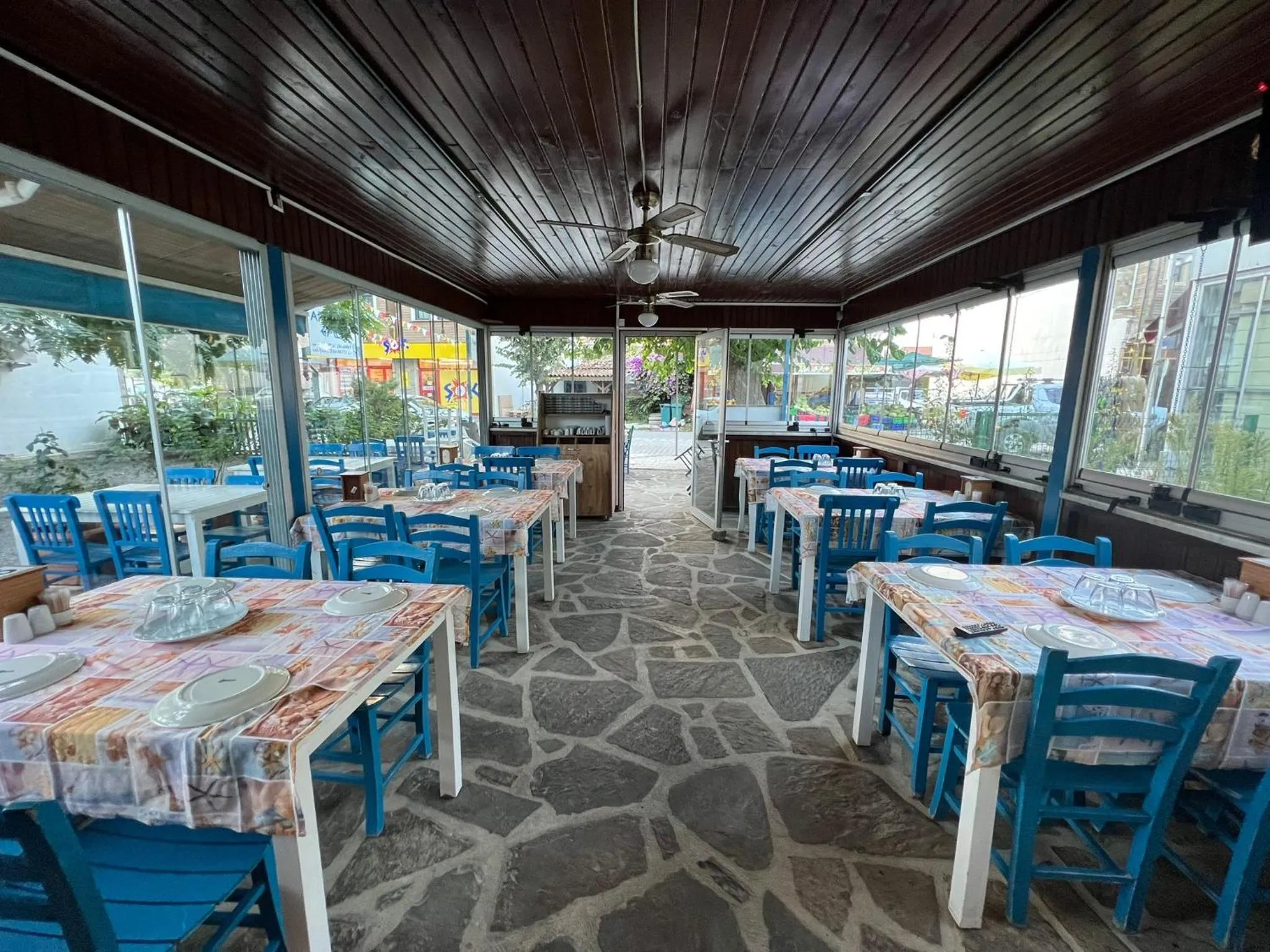 Restaurant/places to eat in Gokceada Marmaros Butik Otel