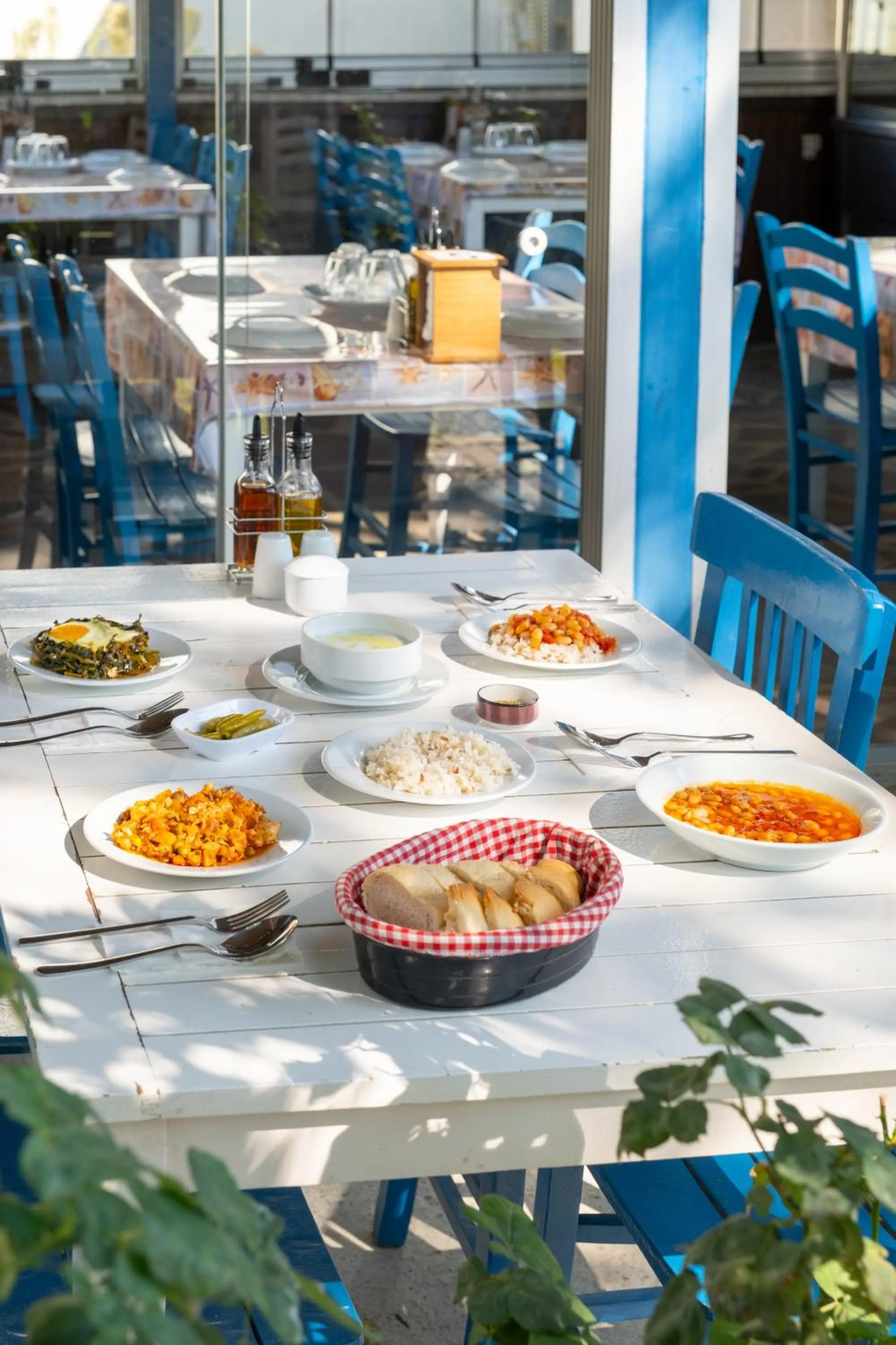 Restaurant/places to eat in Gokceada Marmaros Butik Otel