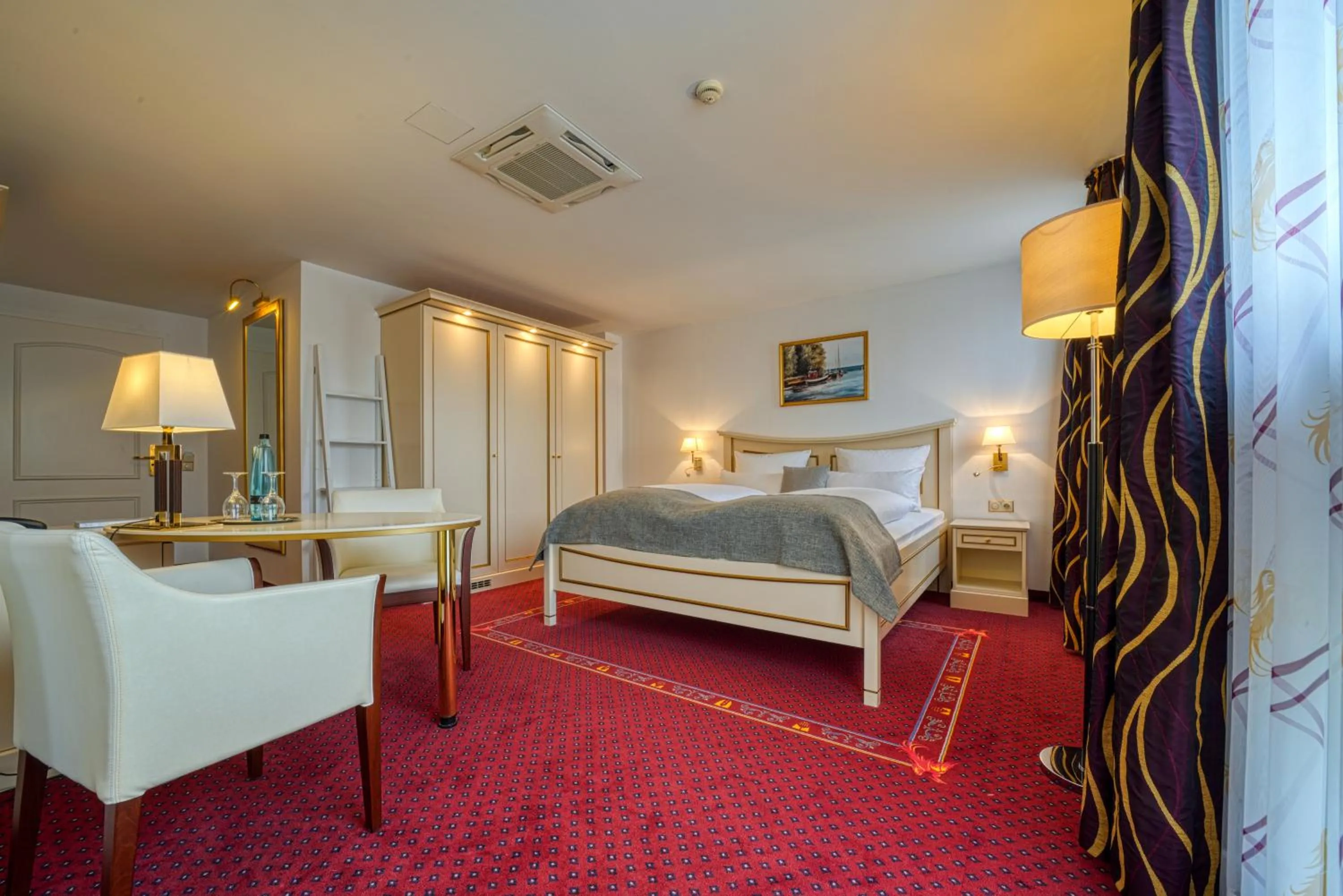 Photo of the whole room, Bed in Hotel Seeblick Wismar