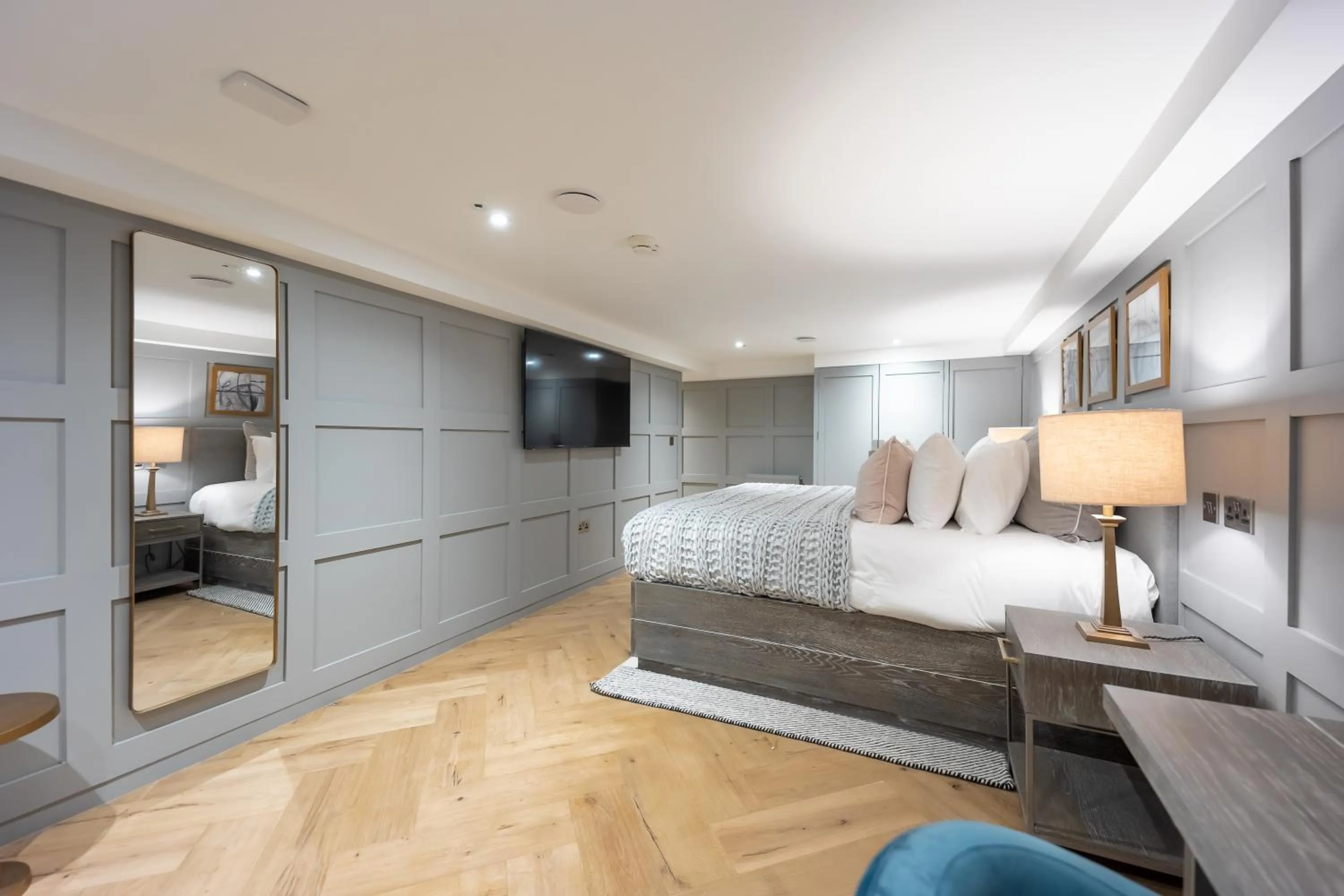 Bed in No1 Apartments Edinburgh - New Town