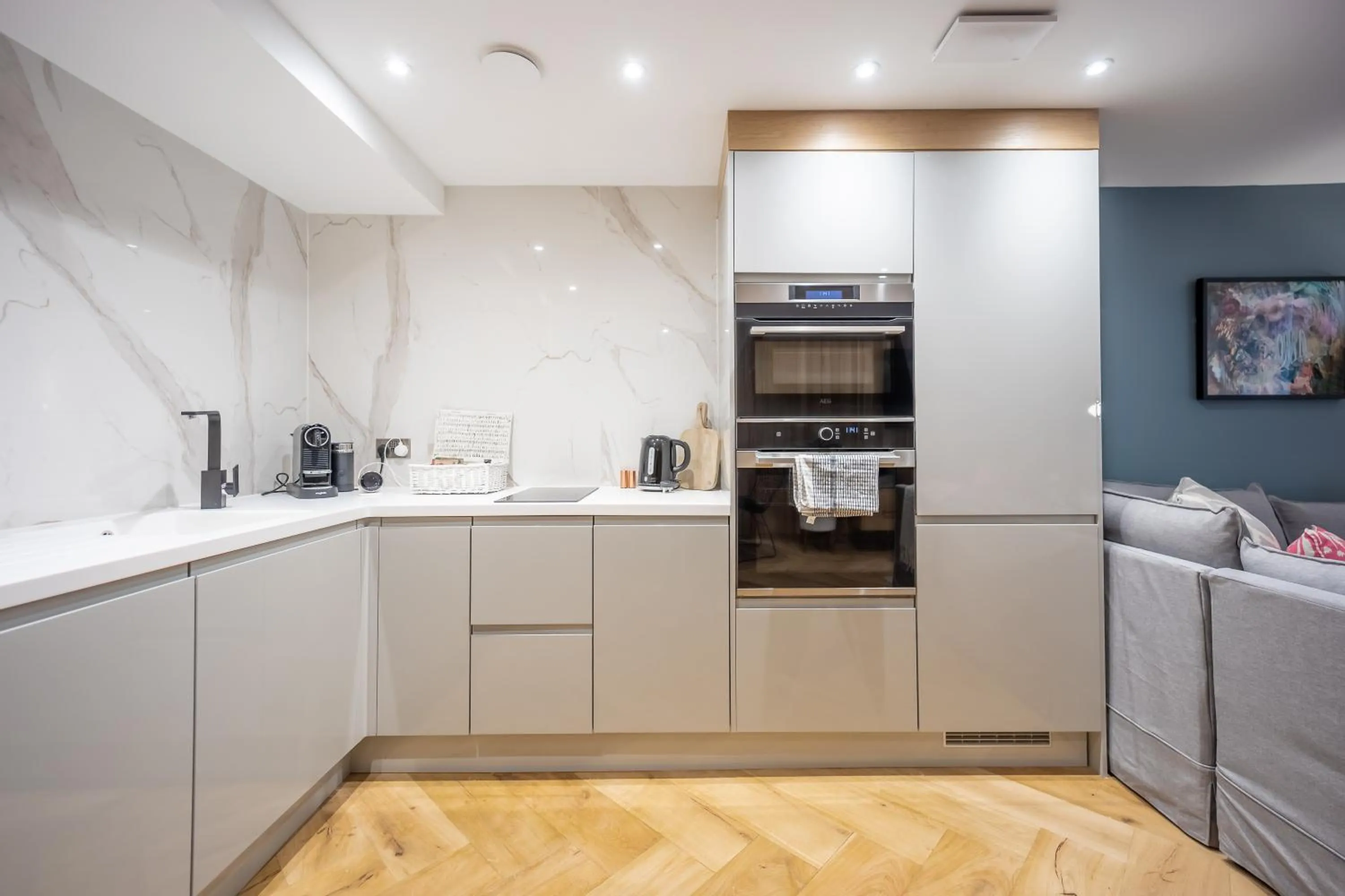 kitchen in No1 Apartments Edinburgh - New Town