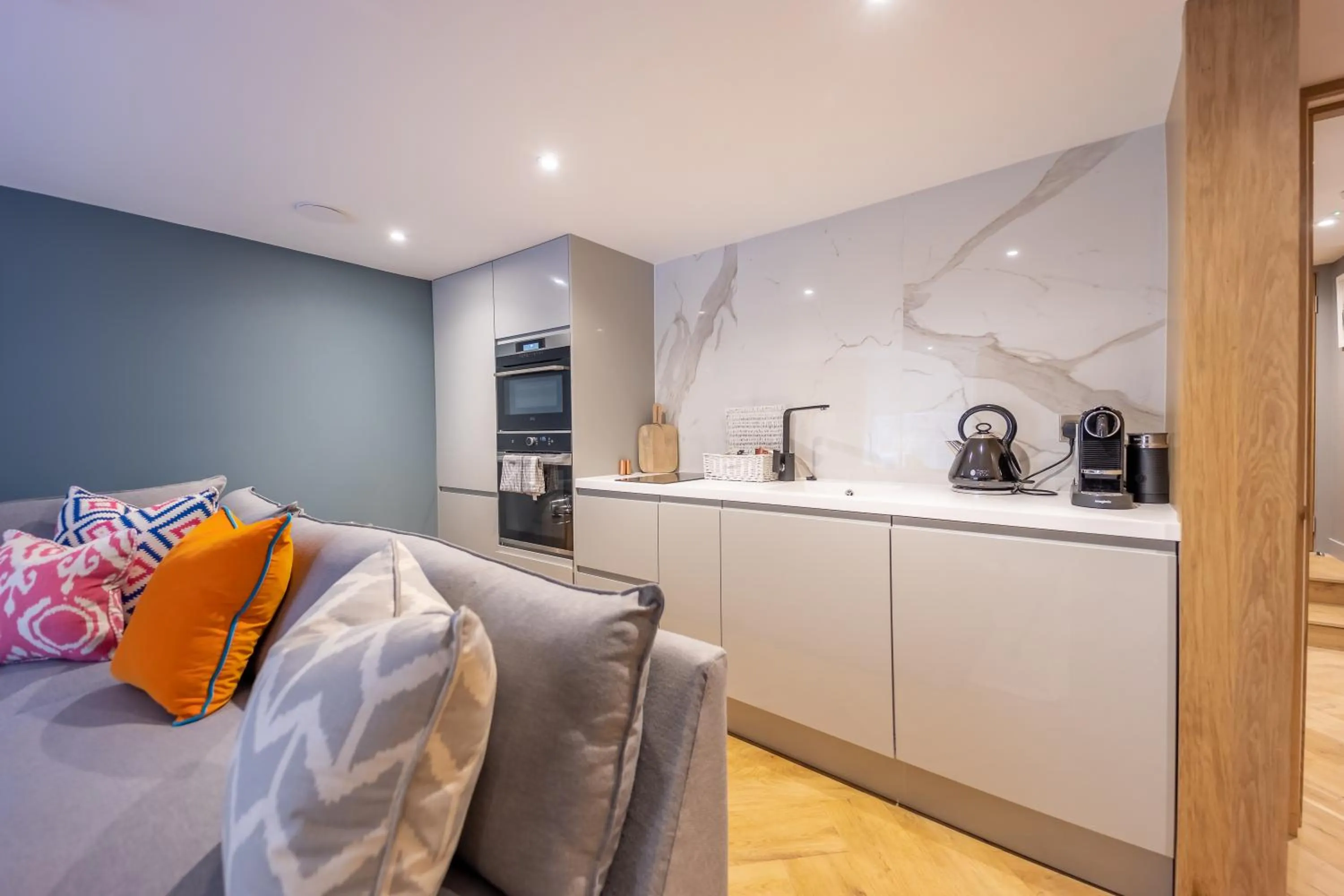 Coffee/tea facilities in No1 Apartments Edinburgh - New Town