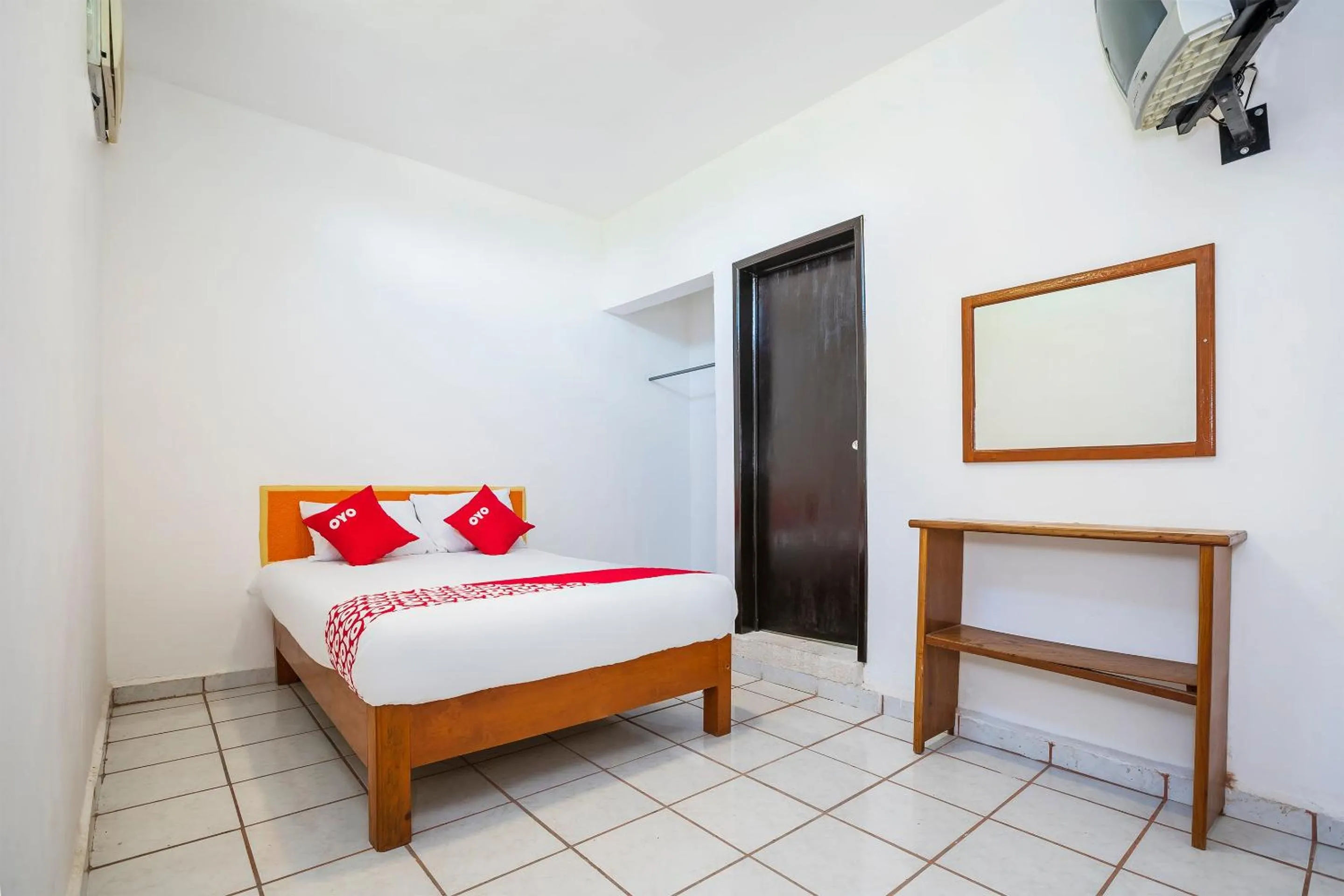 Bedroom in OYO Hotel Mexico