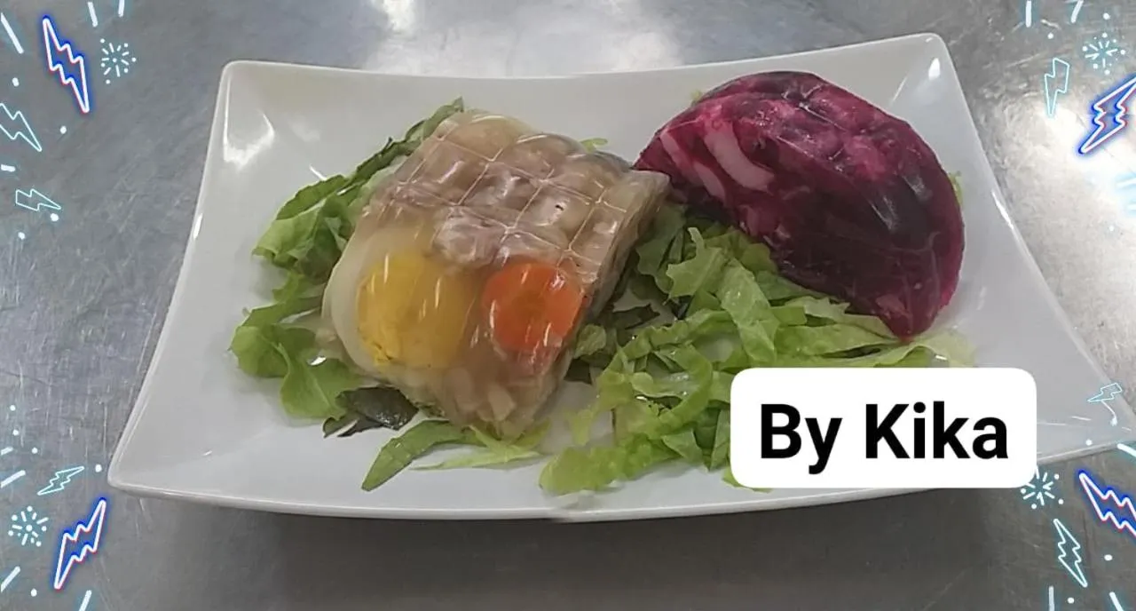 Restaurant/places to eat in Hotel Amarilis