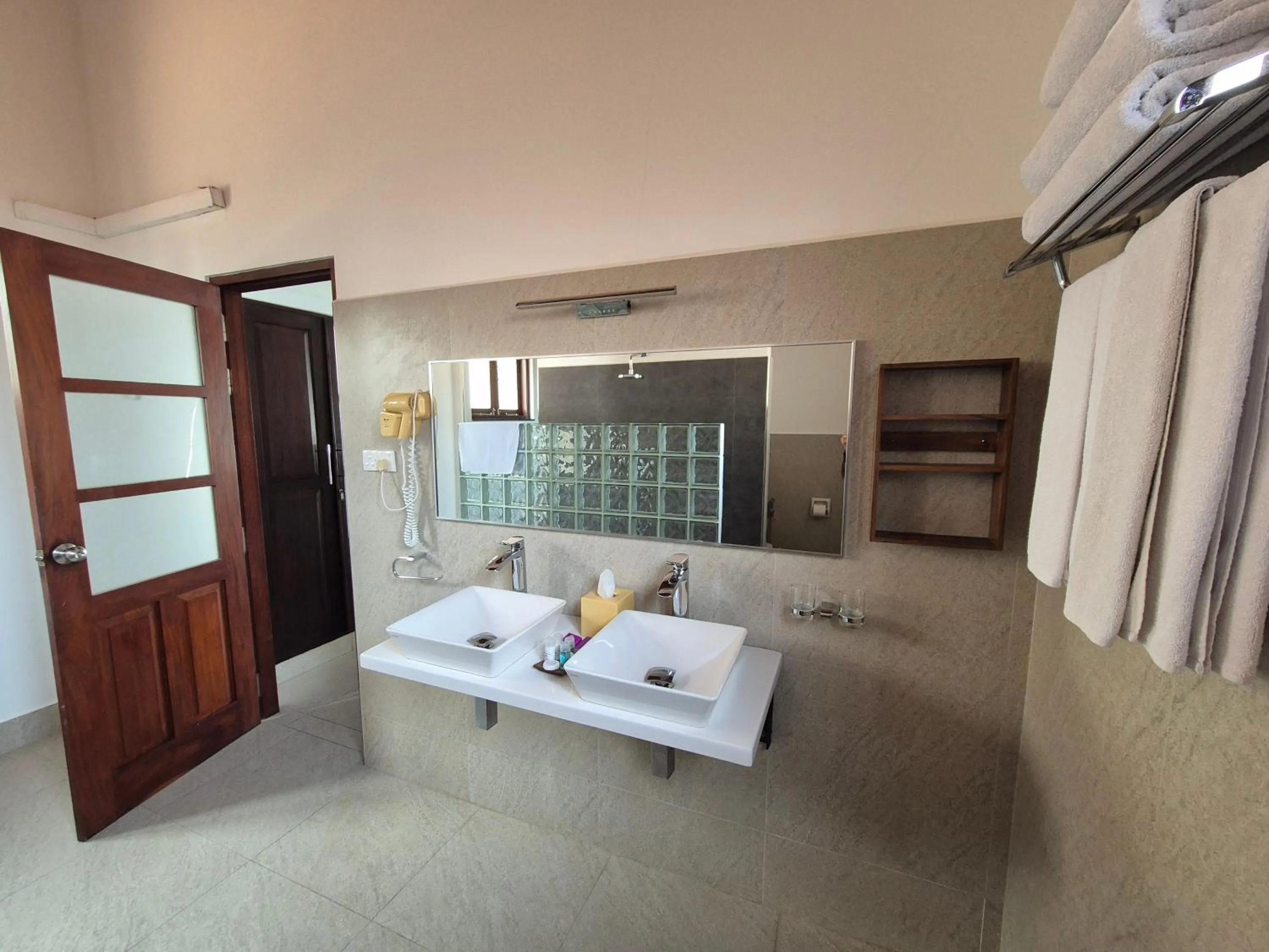 Bathroom in IMAGINE Villa Hotel