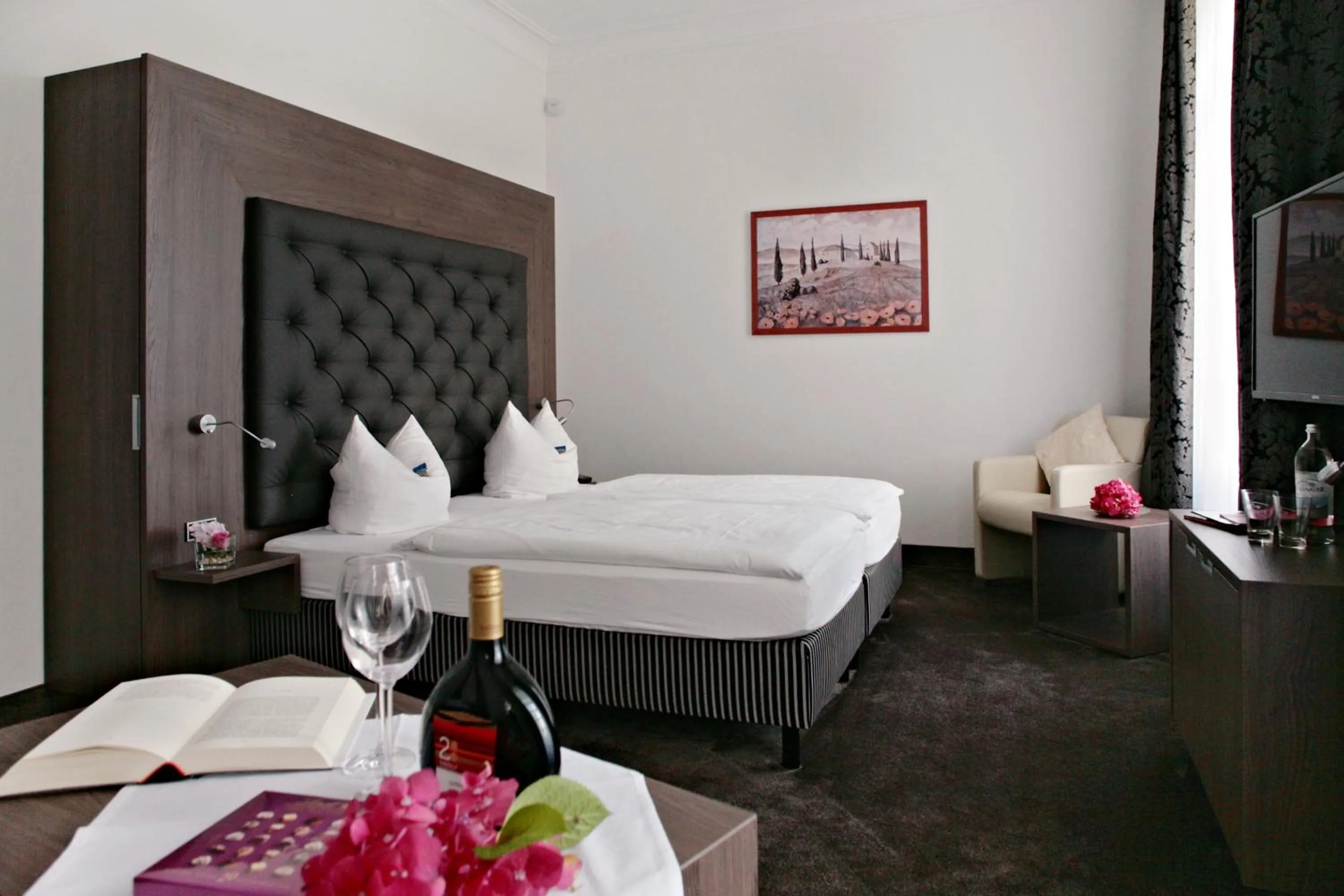 Bed in Badhotel Bad Brückenau