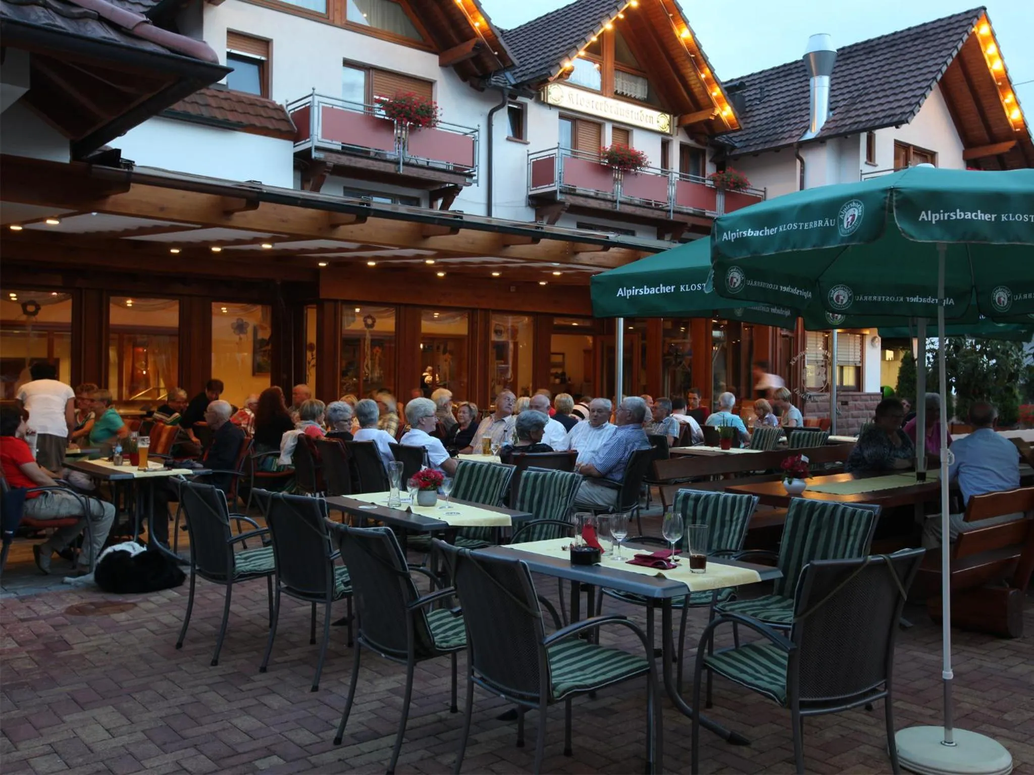 Restaurant/places to eat in Hotel Klosterbräustuben