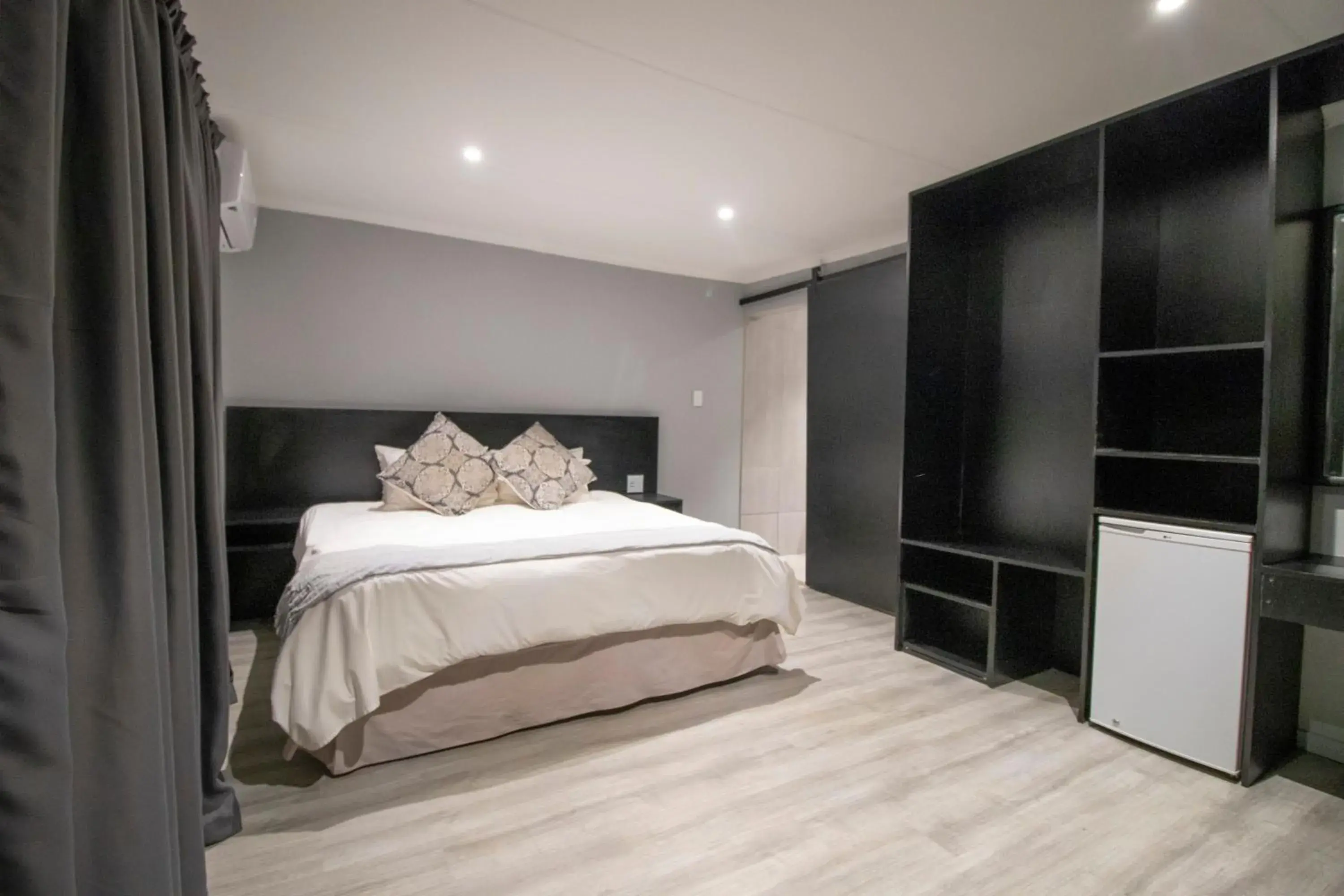 Superior Double Room in BON Hotel Rustenburg Superior Double Room in BON Hotel Rustenburg