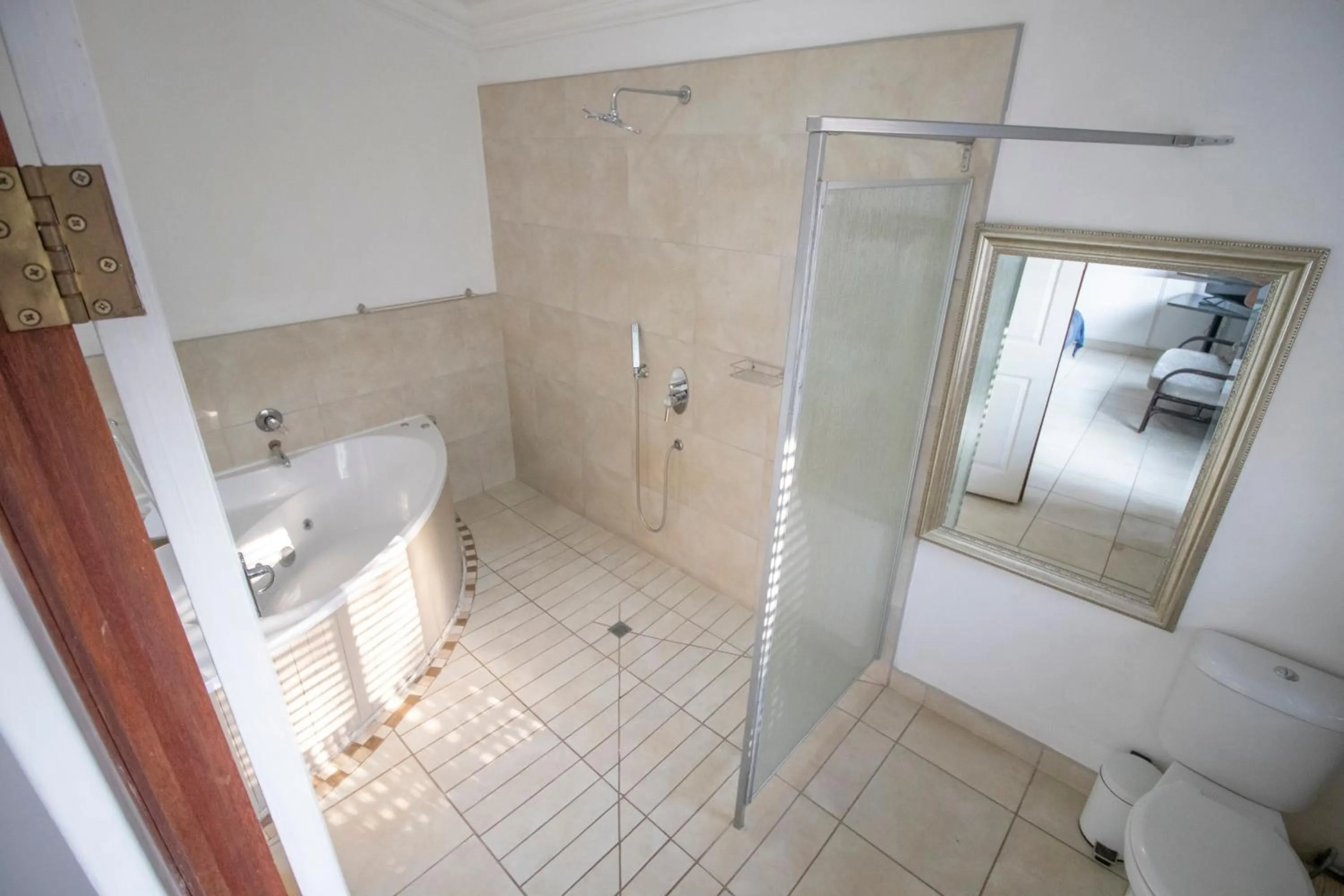 Bathroom in BON Hotel Rustenburg